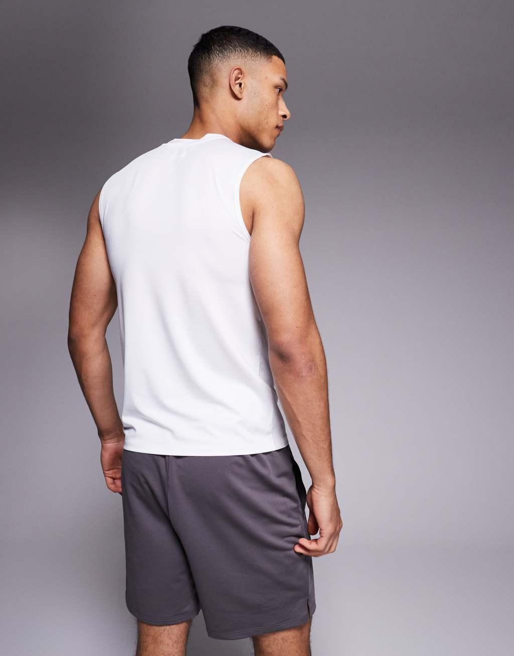 4505 Icon training quick dry muscle fit tank top in white  Product Image