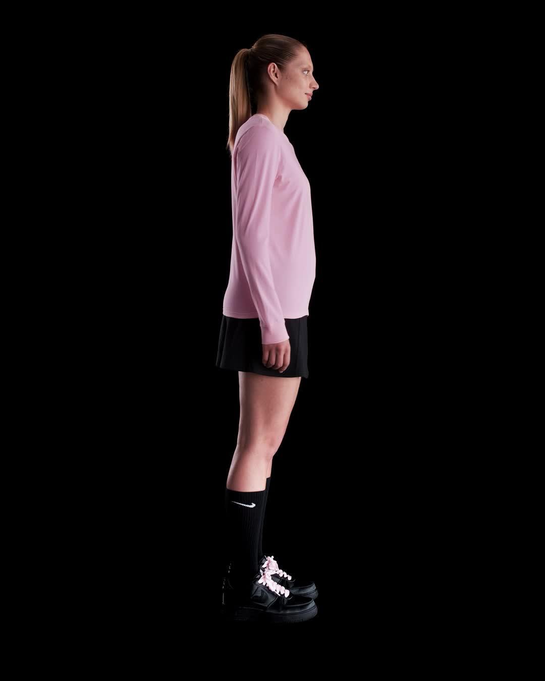 Womens Nike Sportswear Club Long-Sleeve T-Shirt | HF0780-100 Product Image