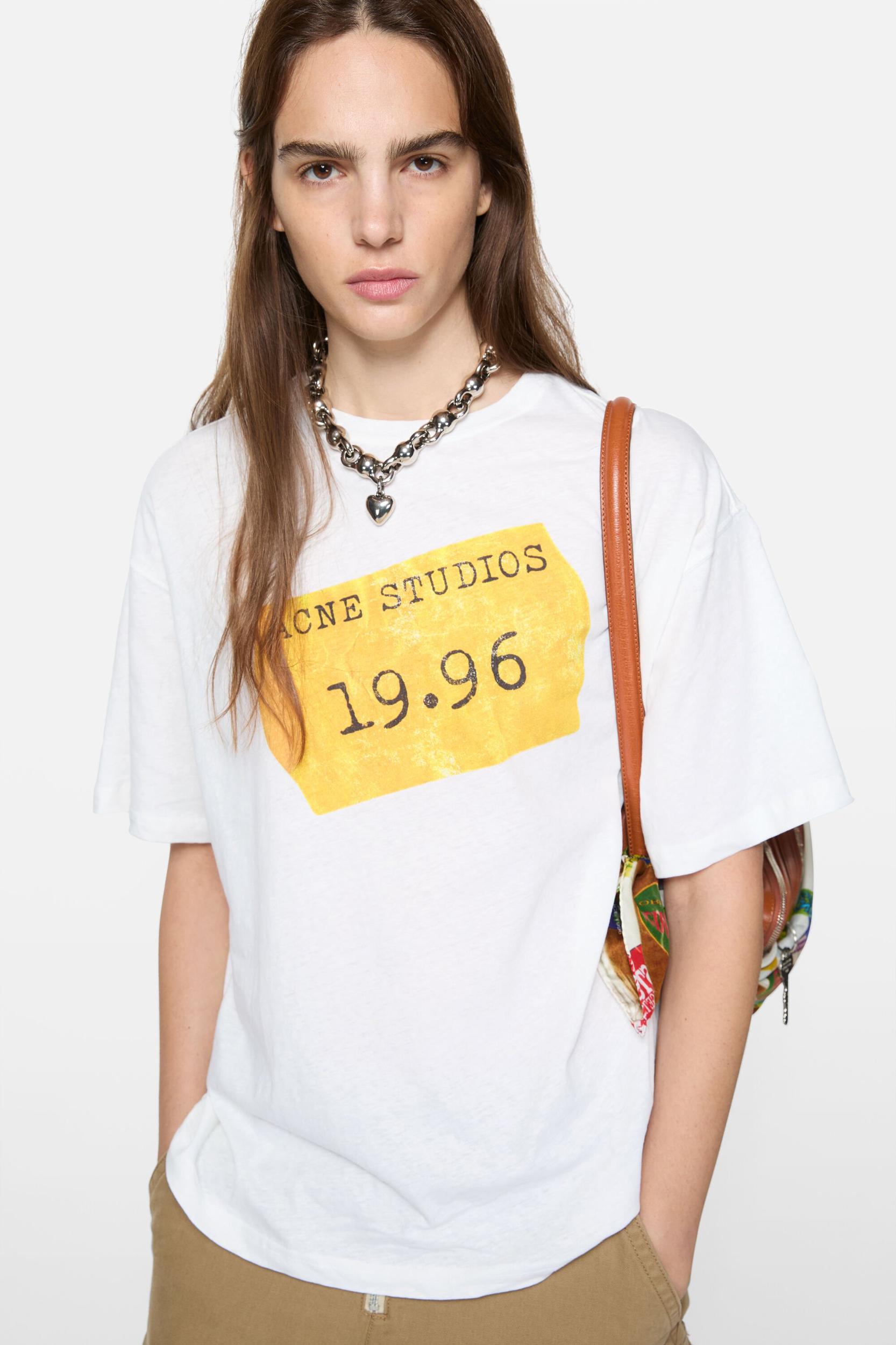 Logo t-shirt Product Image