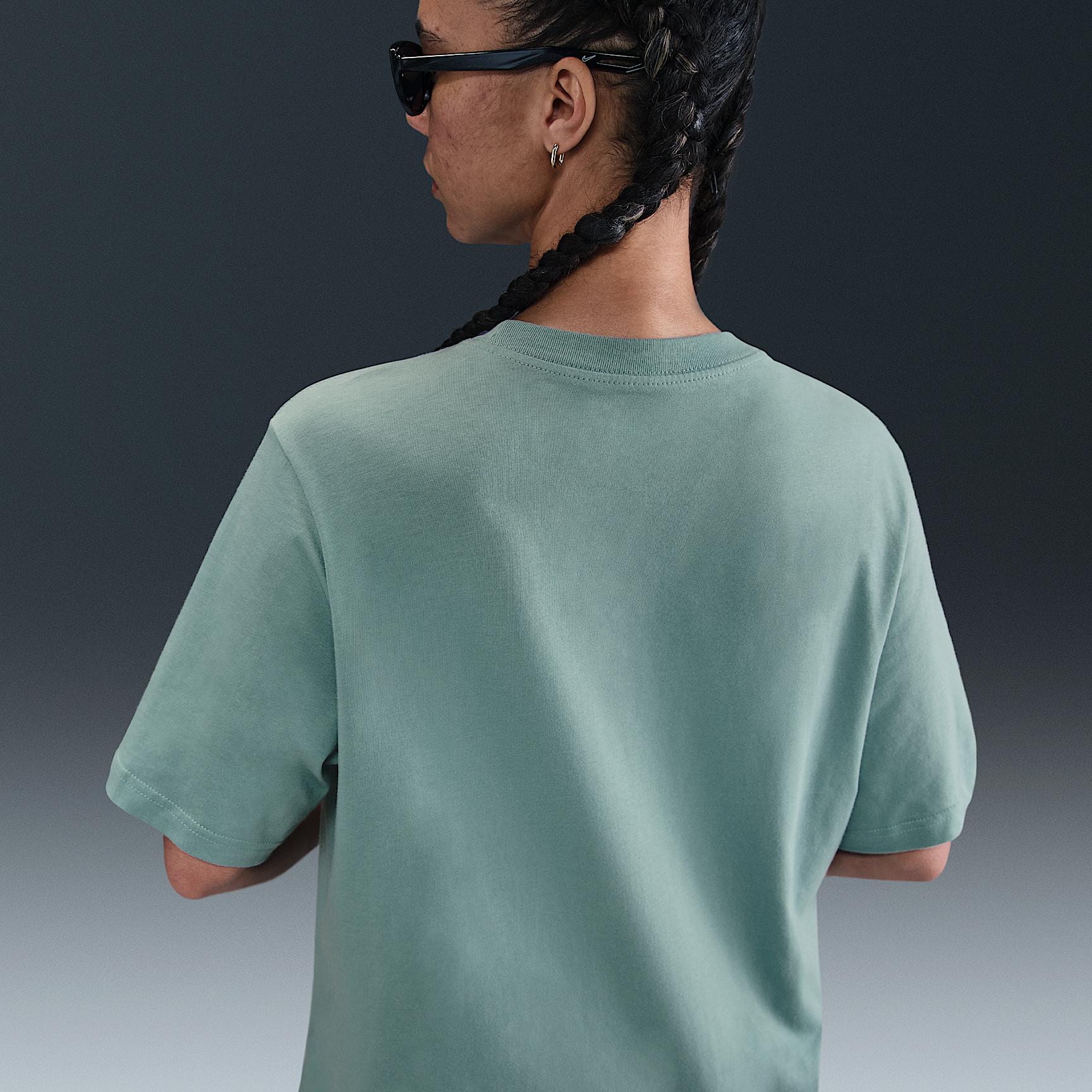 Womens Nike Sportswear Essential T-Shirt | FD4149-675 Product Image