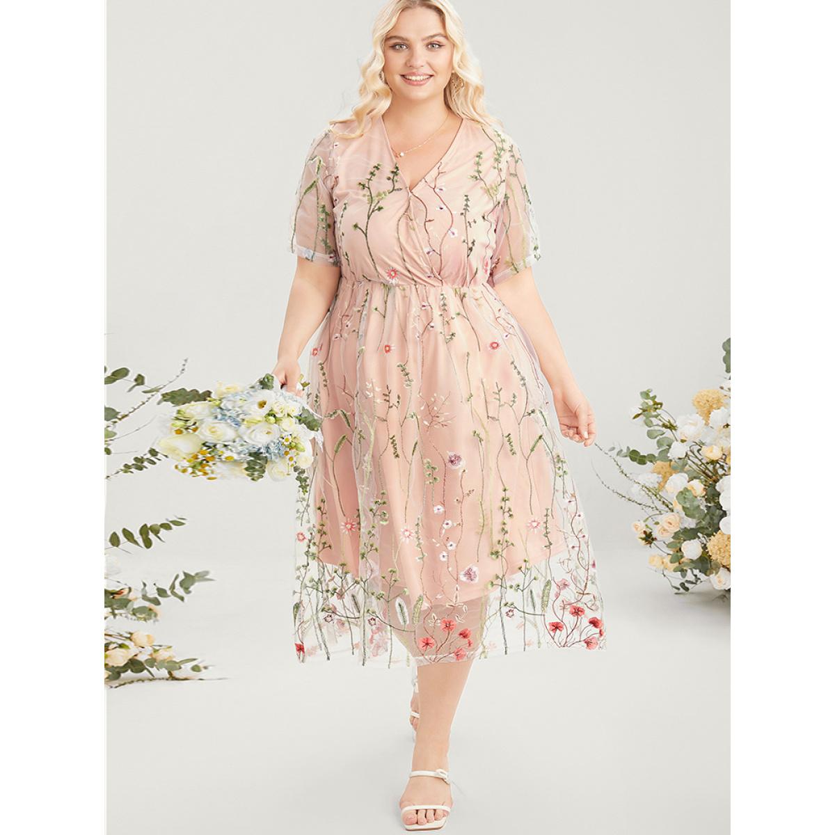 Plus Size Floral Embroidered Pocket Mesh Elastic Waist Surplice Neck Dress Rouge Women Glamour See through V-neck Short sleeve Curvy Midi Dress BloomChic 12/L Product Image