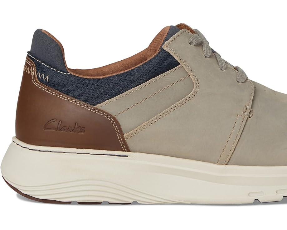 Men's Clarks Motion Trek Plain Toe Product Image