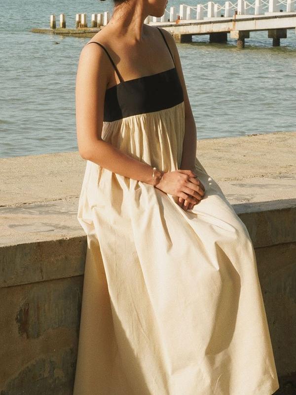 A-Line Loose Contrast Color Pleated Split-Joint Spaghetti-Neck Maxi Dresses Product Image