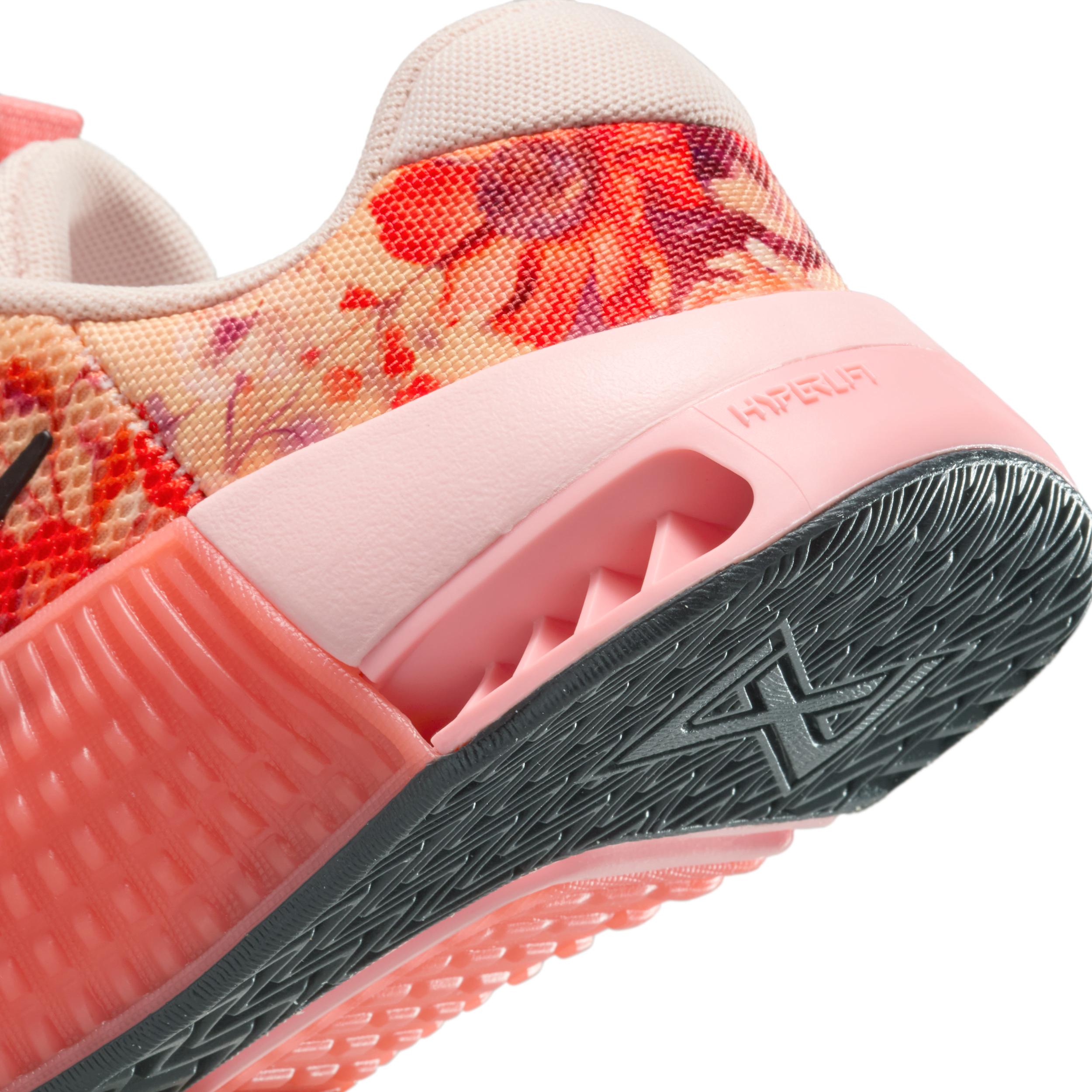 Nike Women's Metcon 9 AMP Workout Shoes Product Image