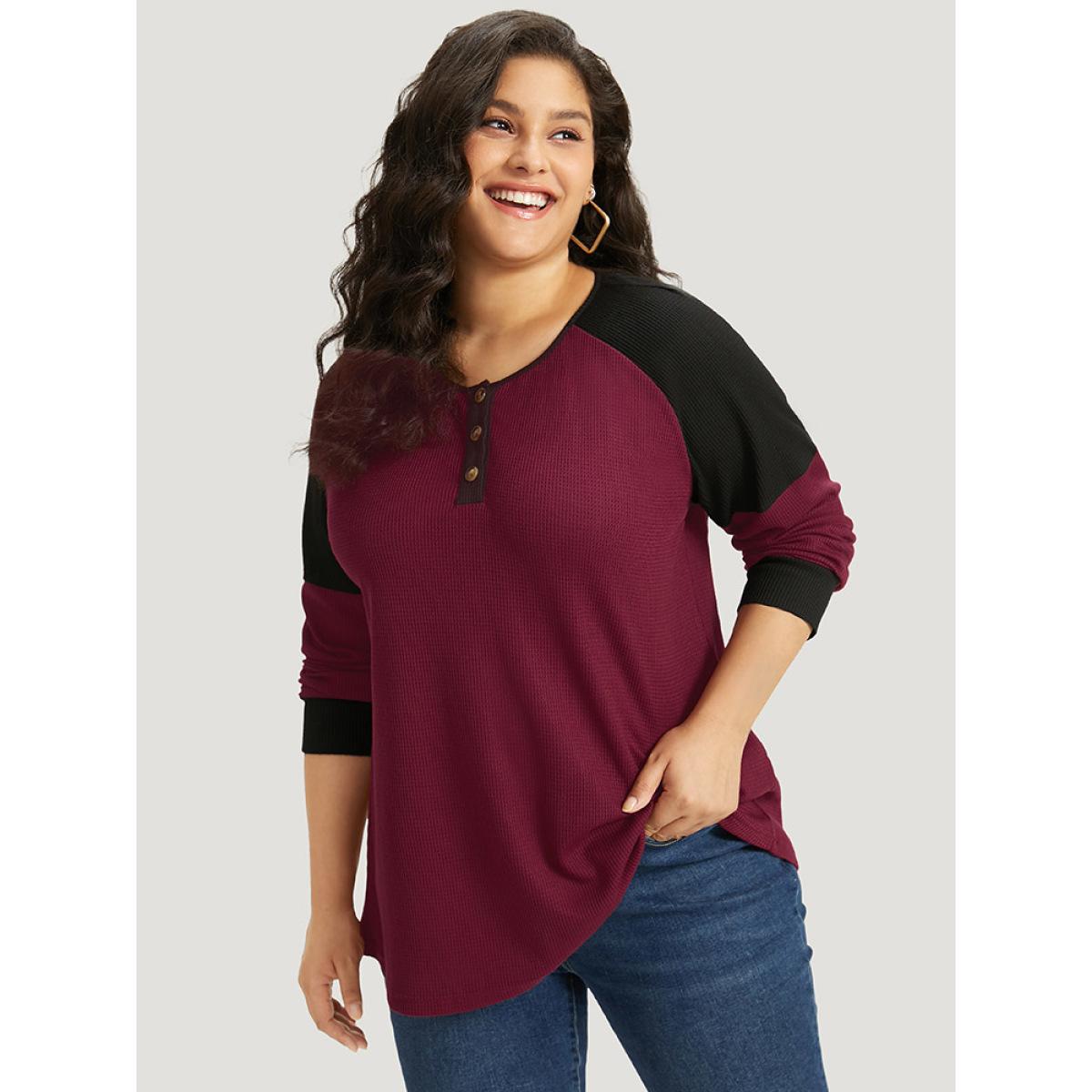 Plus Size Waffle Knit Two Tone Raglan Sleeve T-shirt Burgundy Women Casual Elastic cuffs Plain Open Front Dailywear T-shirts BloomChic 18-20/2X Product Image