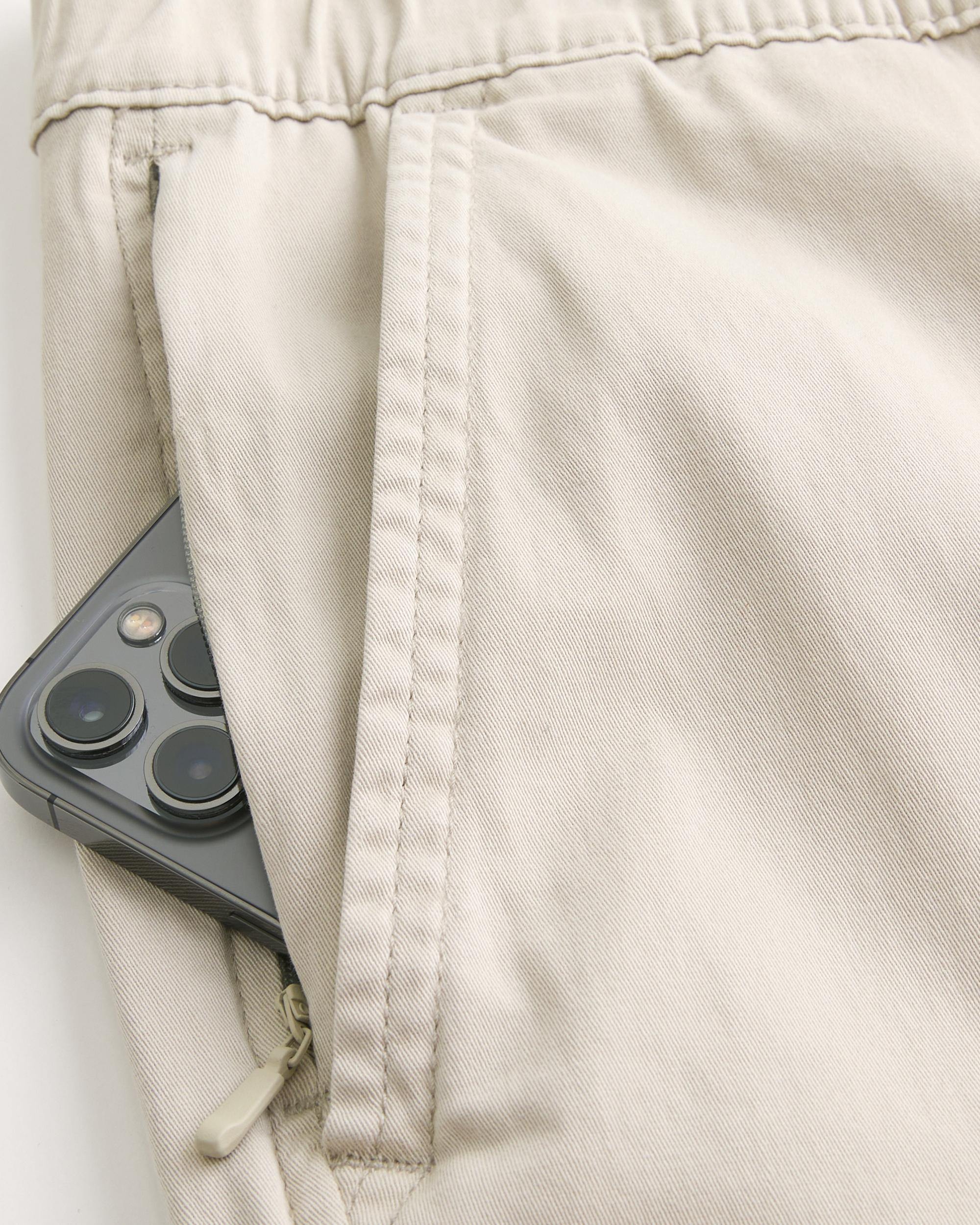 Relaxed Cargo Joggers Product Image