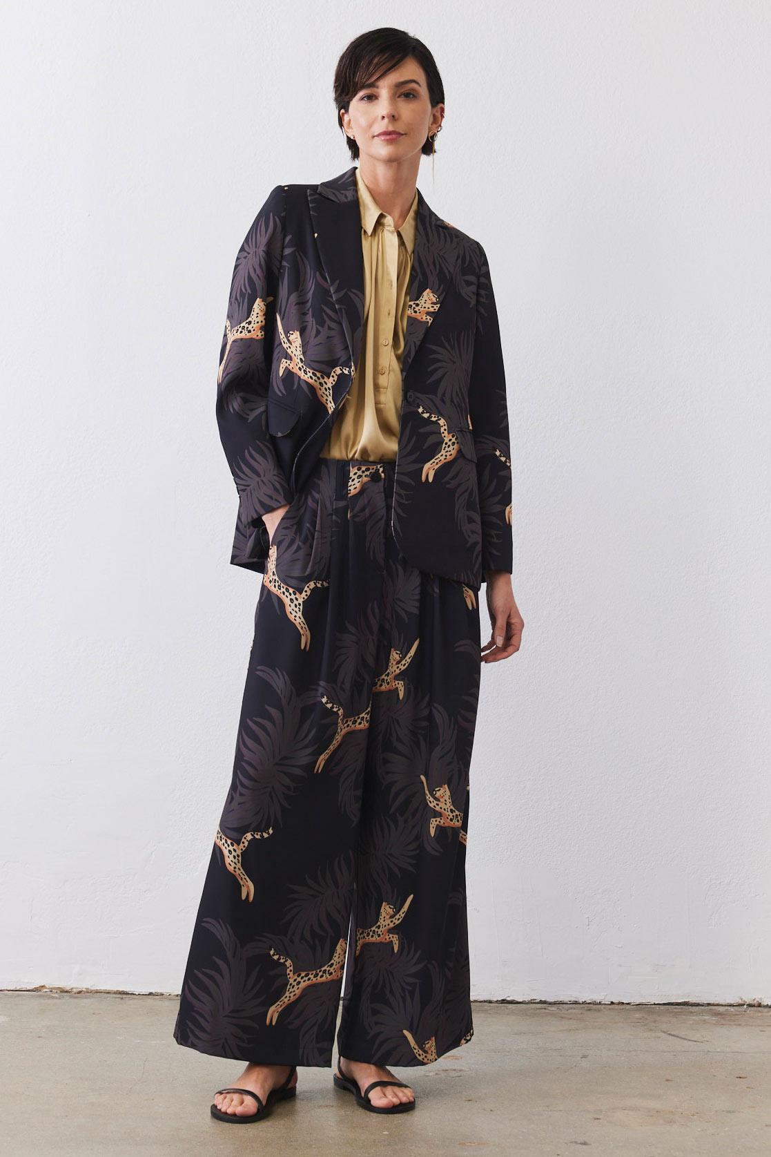 The Classic Blazer That Upgrades You Product Image