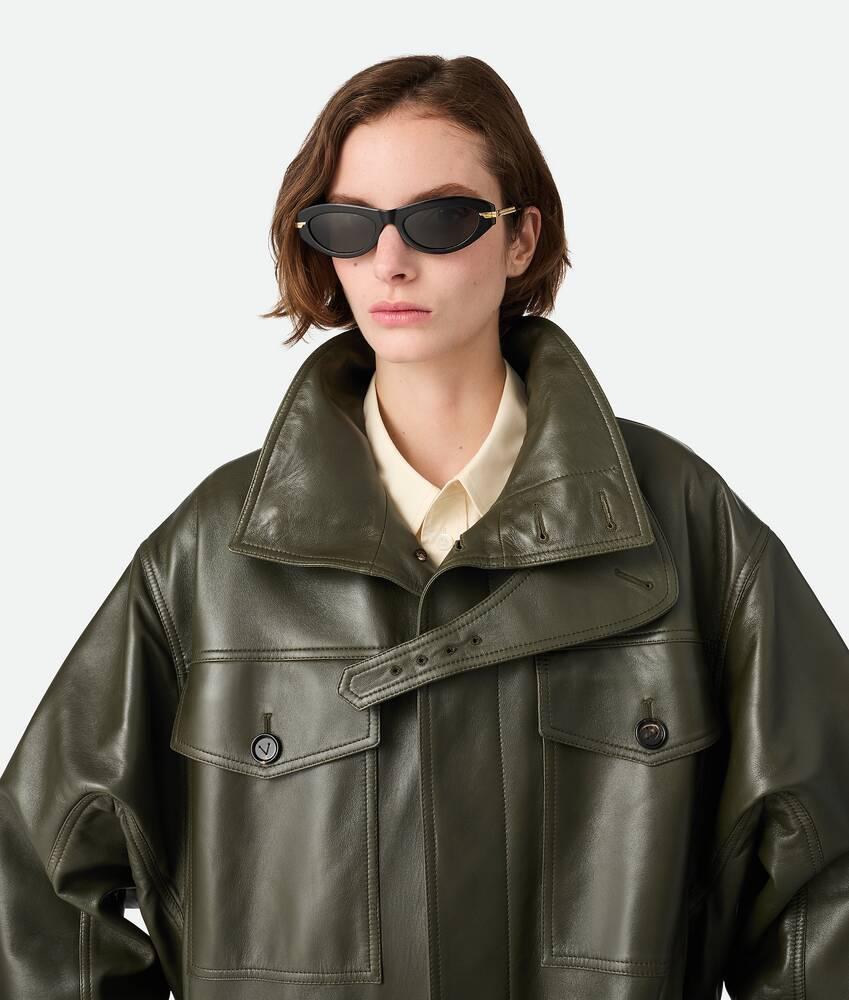 Women's Classic Cat Eye Sunglasses in Black/grey Product Image