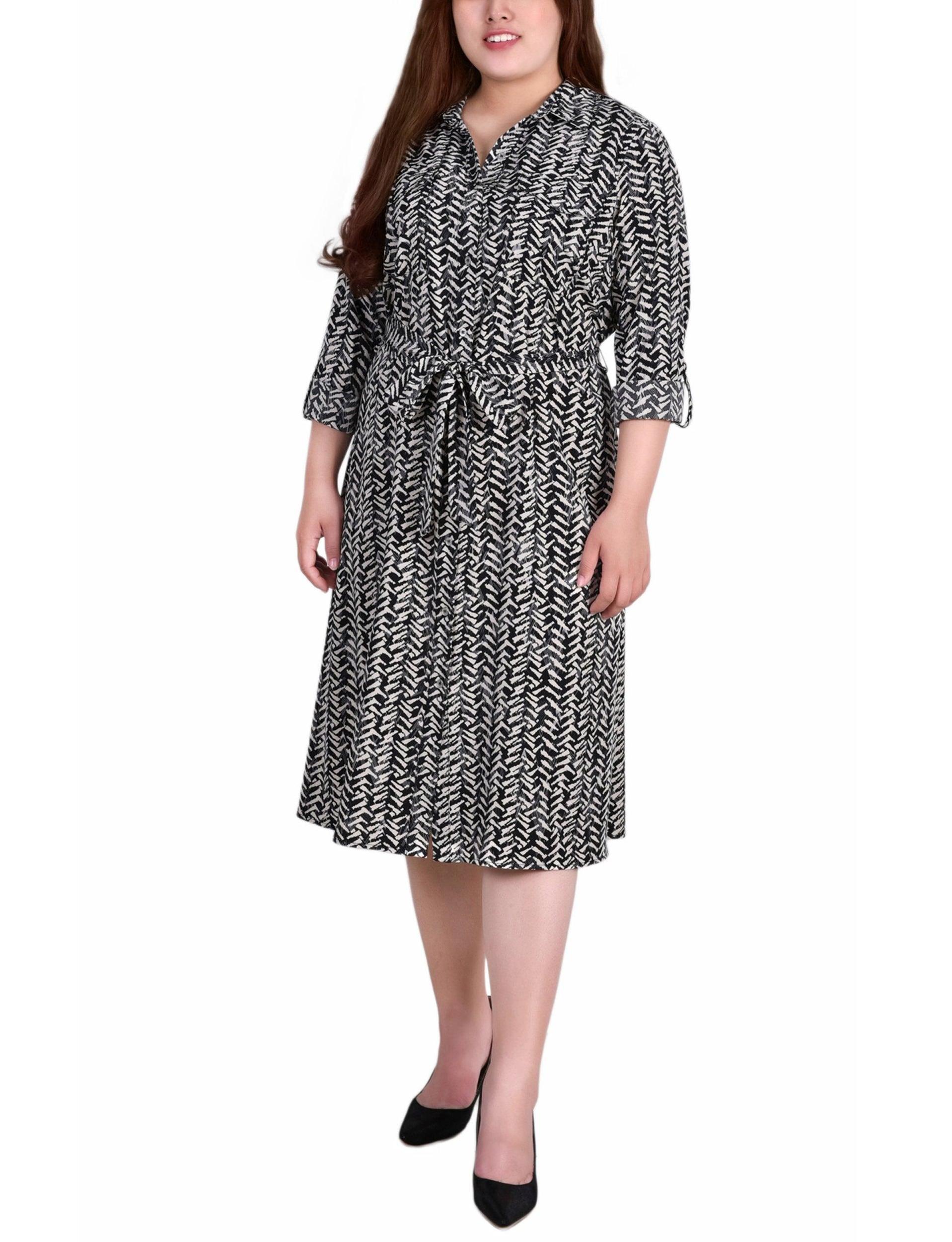 Black White Zig Zag 3/4 Roll Tab Sleeve Belted Shirtdress - Plus Product Image