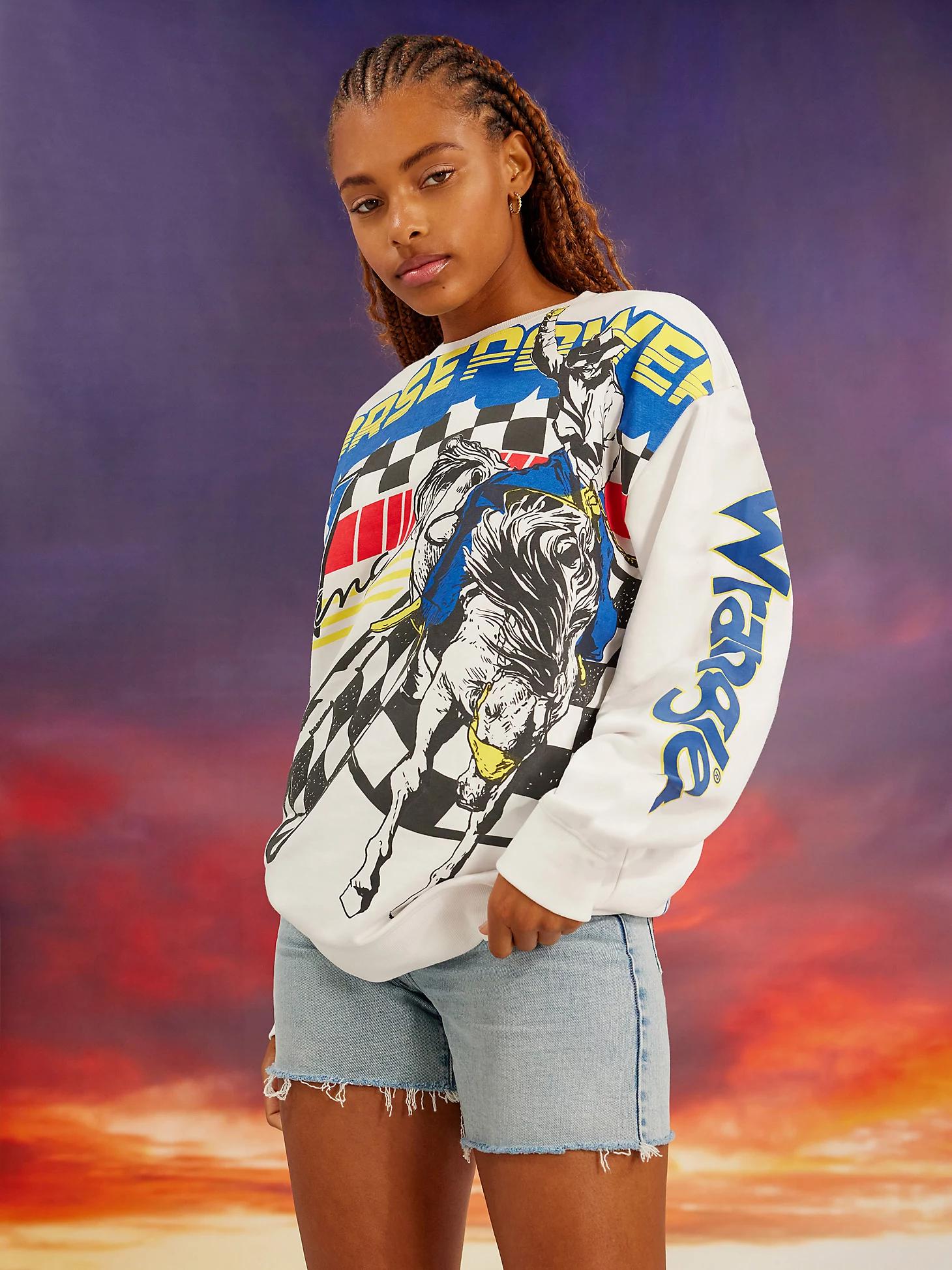 Wrangler® x Hot Wheels™ Men's Pullover Crew in Bright Product Image