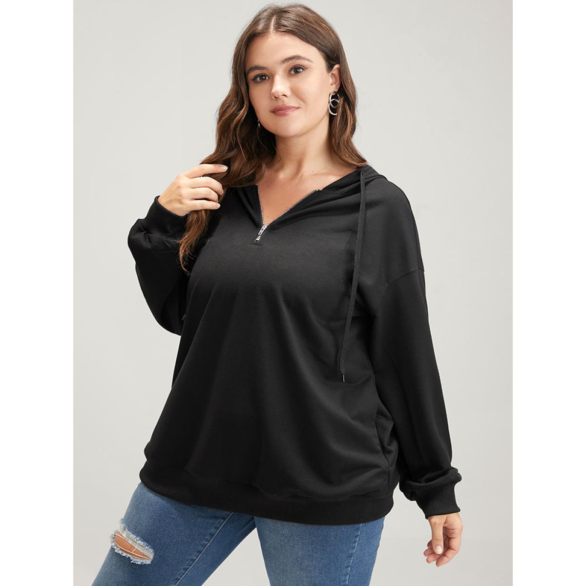 Plus Size Solid Zipper Front Pocket Drawstring Hooded Sweatshirt Women Black Casual Zipper Hooded Dailywear Sweatshirts BloomChic 30/6X Product Image
