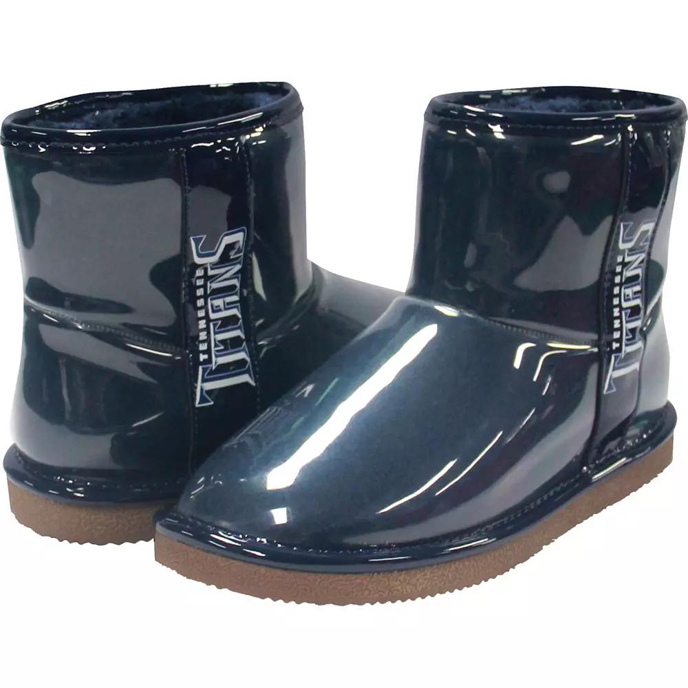 Women's Cuce Navy Tennessee Titans Water Resistant Faux Shearling Boots, Size: 7, Blue Product Image