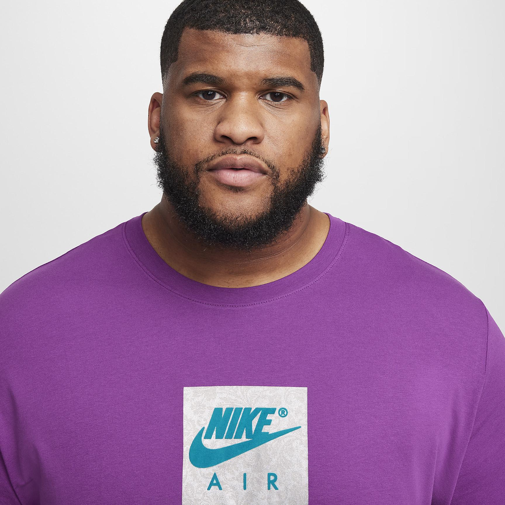 Nike Sportswear T-Shirt Product Image