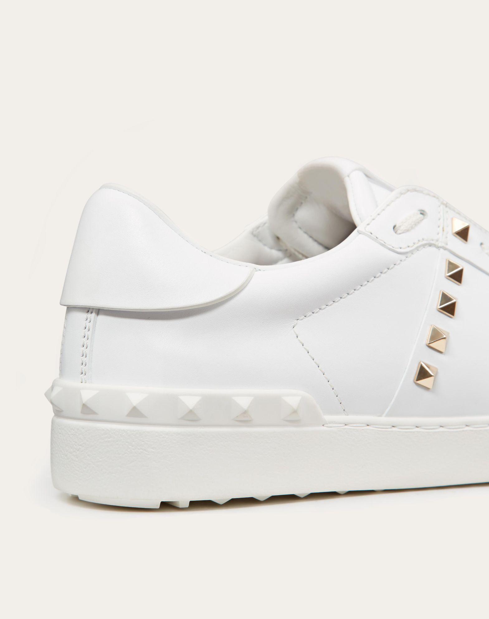 CALFSKIN ROCKSTUD UNTITLED SNEAKER Product Image