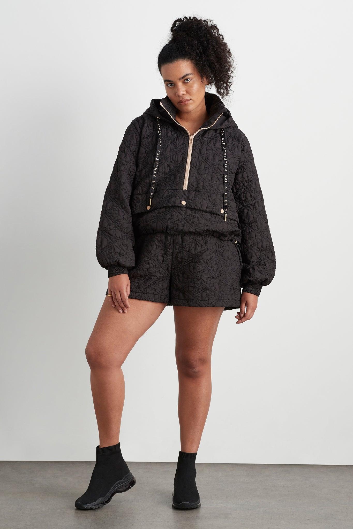 Quilted Logo Spray Jacket 727 Product Image