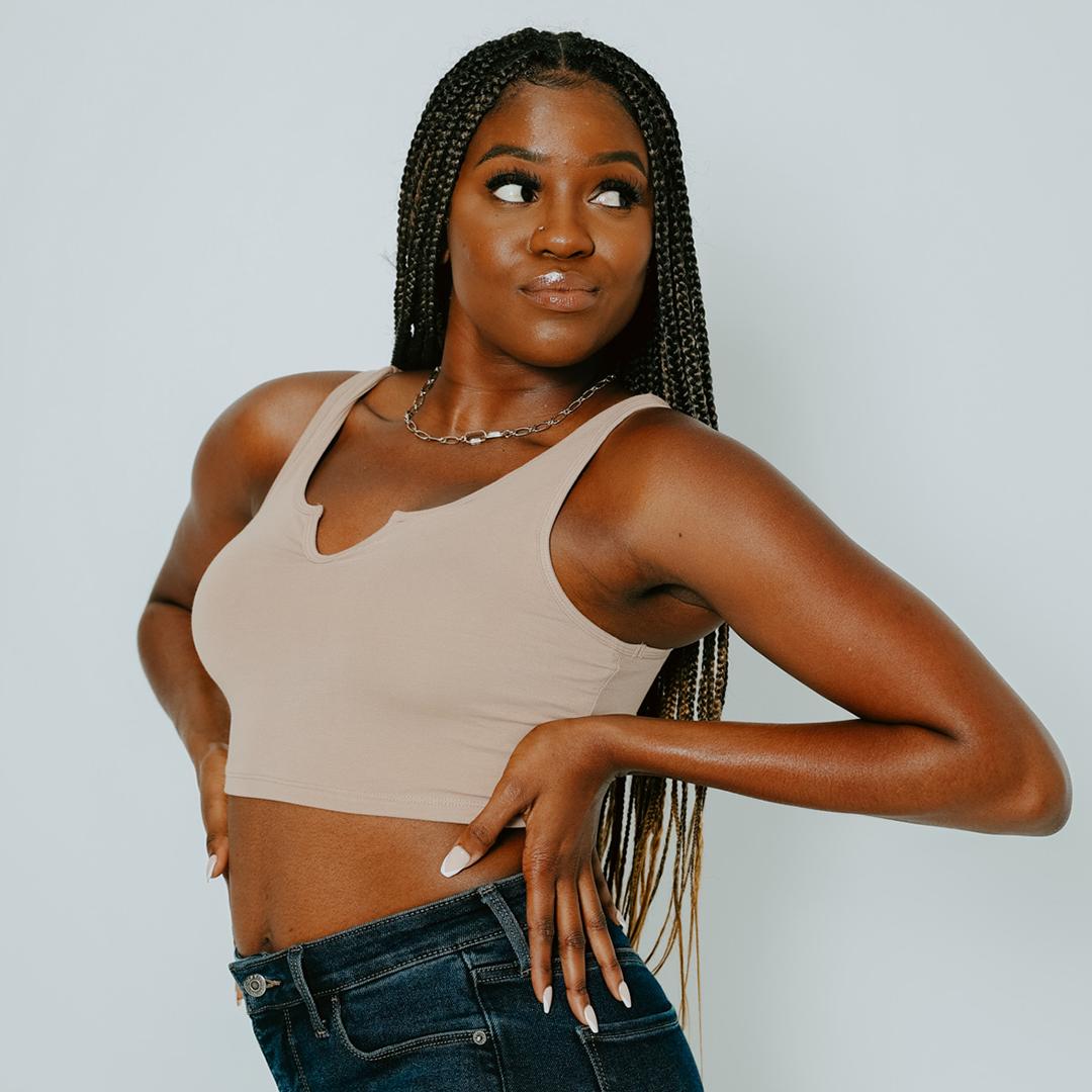 V Cut Brami Product Image