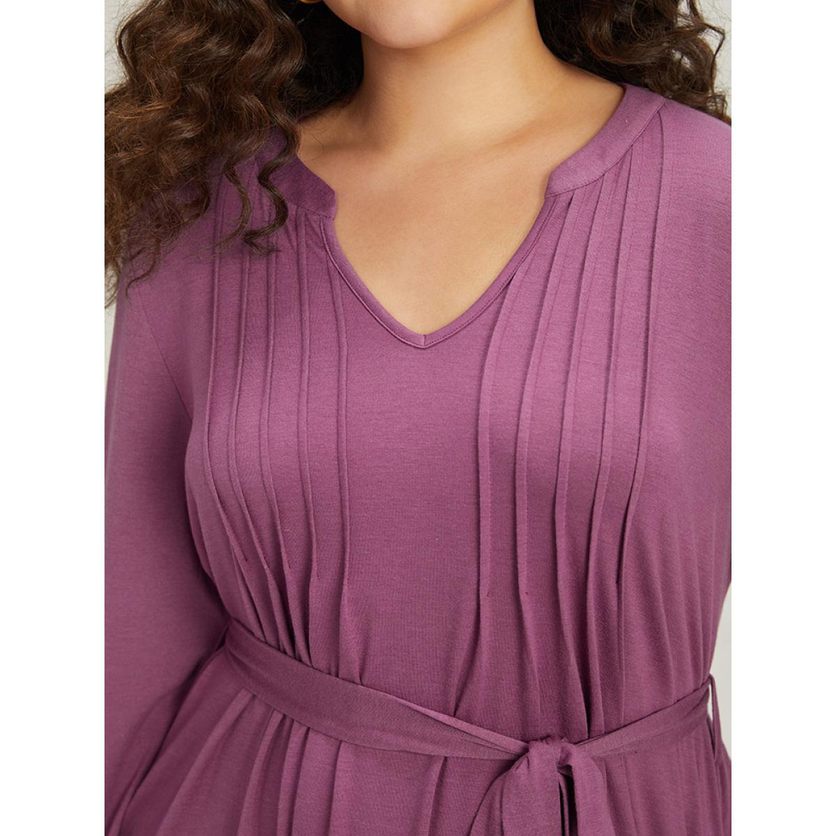 Plus Size Solid Notched Pocket Pleated Belted Dress Purple Women Casual Plain Notched collar Long Sleeve Curvy Midi Dress BloomChic 22-24/3X Product Image