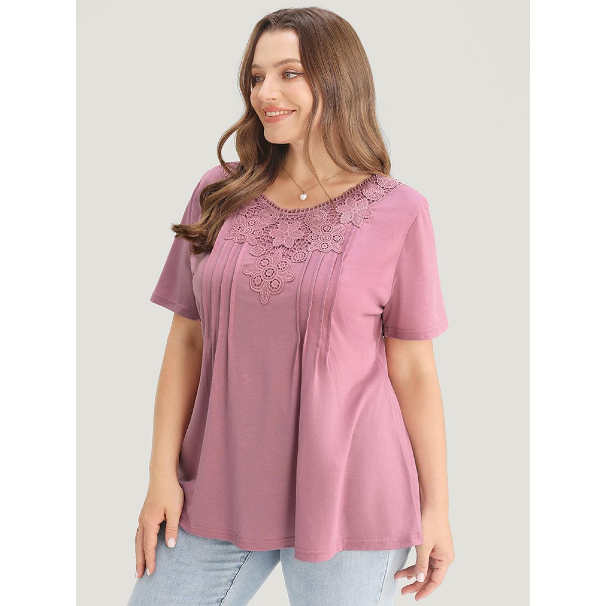 Plus Size Solid Floral Patchwork Pleated Front T-shirt Lilac Women Elegant Plain Round Neck Dailywear T-shirts BloomChic 26/4X Product Image