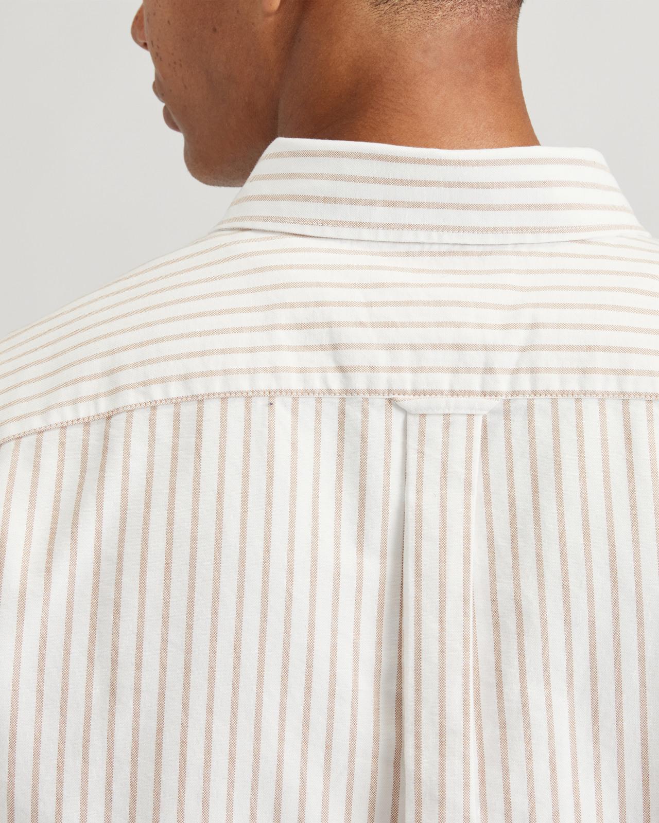 The Organic Short Sleeve Oxford Shirt Product Image