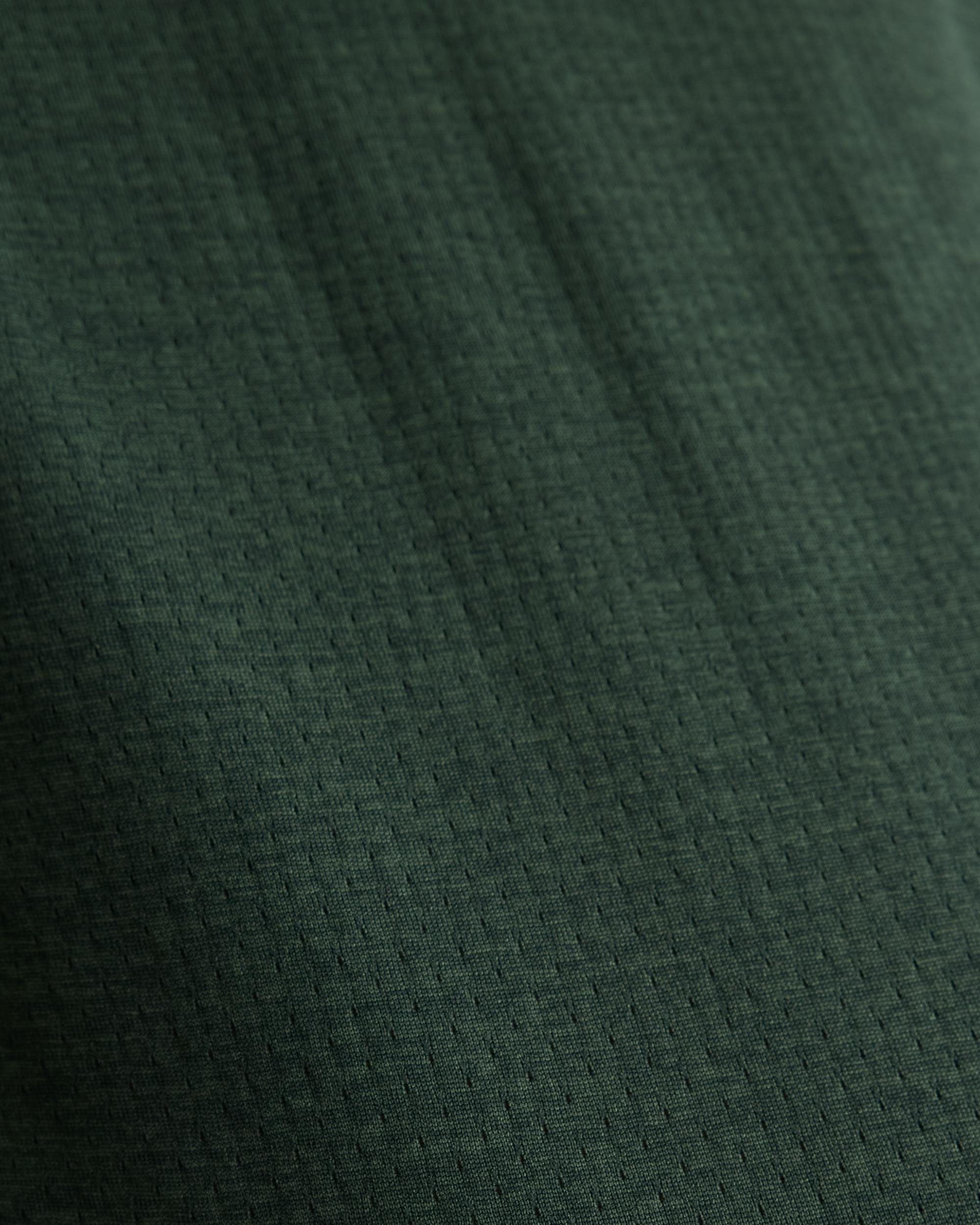 Quince | Men's Mesh Performance Training Long Sleeve T-Shirt Recycled Polyester Product Image