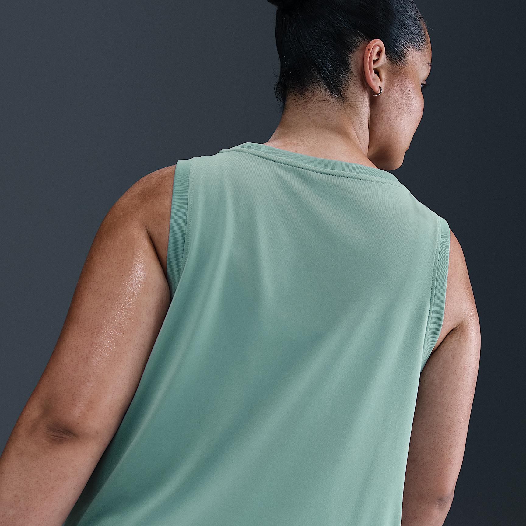 Nike Dri-FIT Women's Tank (Plus Size) Product Image
