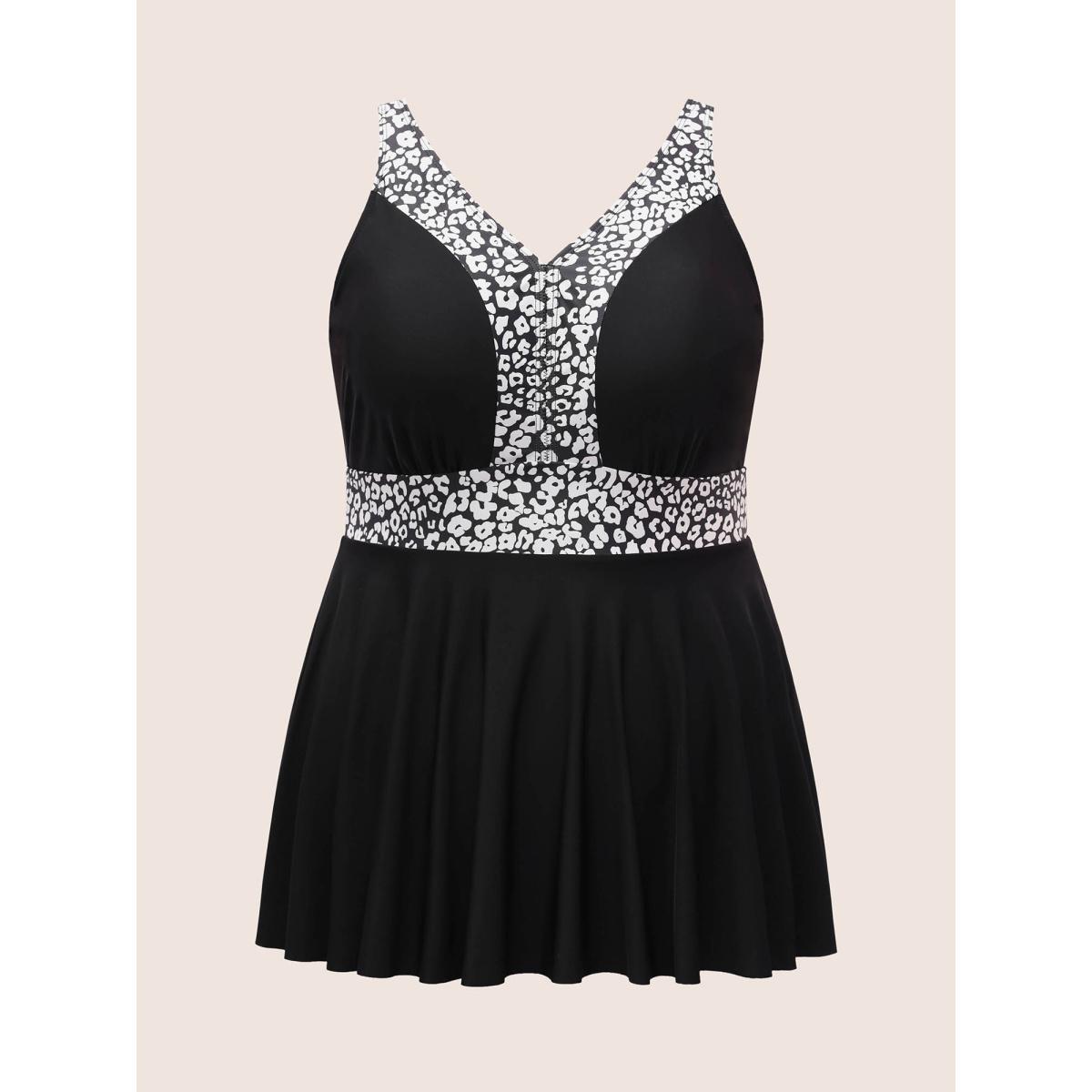 Plus Size Leopard Print Patchwork V Neck Swim Top Women's Swimwear Black Beach Contrast High stretch Skinny V-neck Curve Swim Tops BloomChic 10/M Product Image