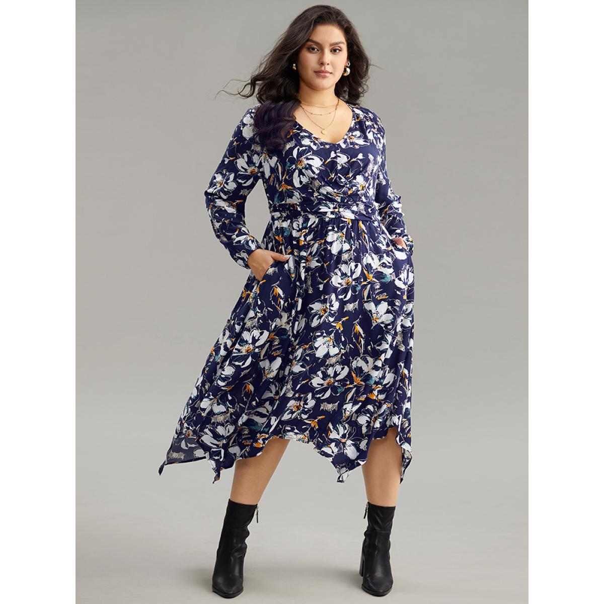 Plus Size Floral Print Ruched Plicated Detail Dress DarkBlue Women Elegant Elastic cuffs V-neck Long Sleeve Curvy Midi Dress BloomChic 18-20/2X Product Image