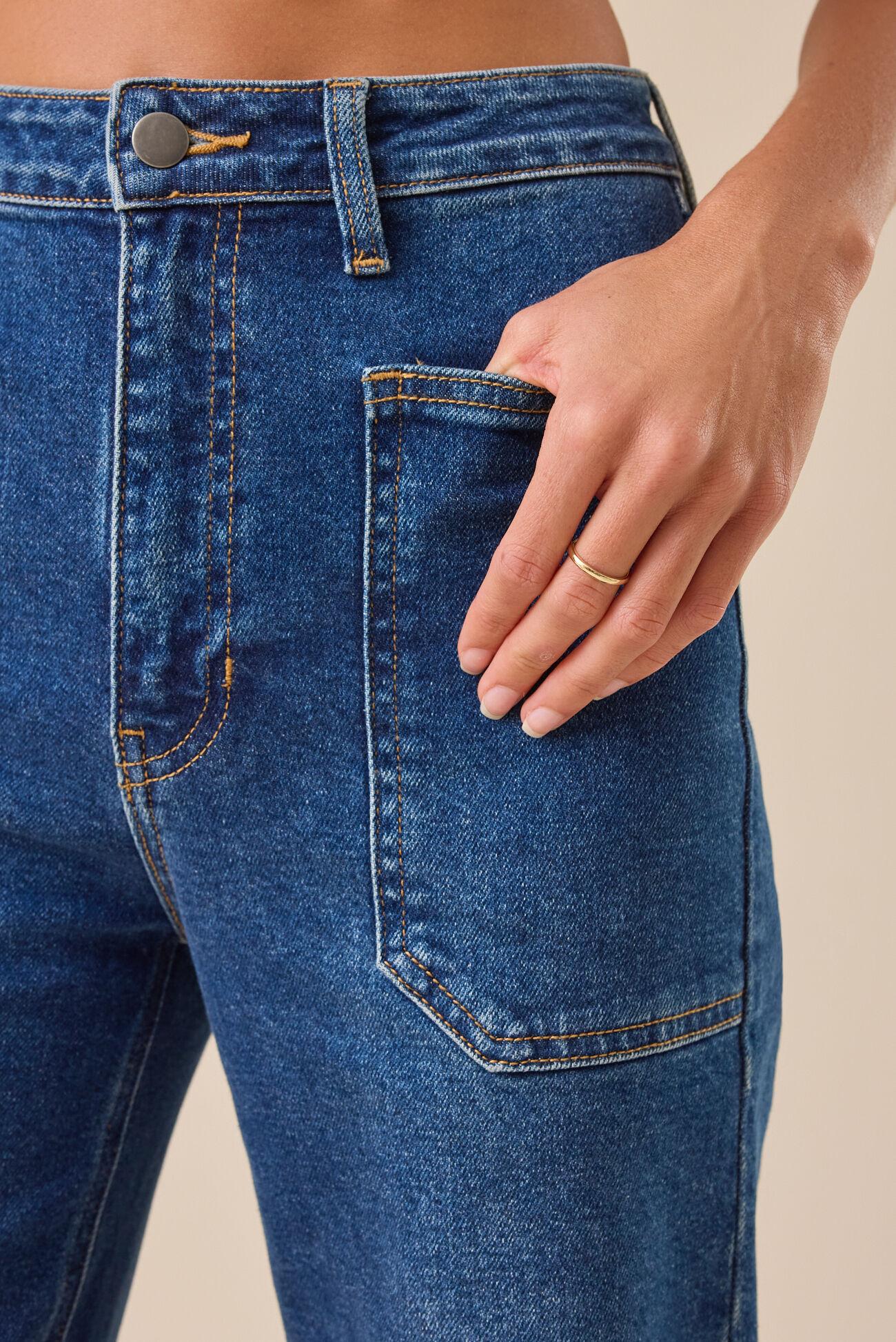 Layla Straight Leg Jean Product Image