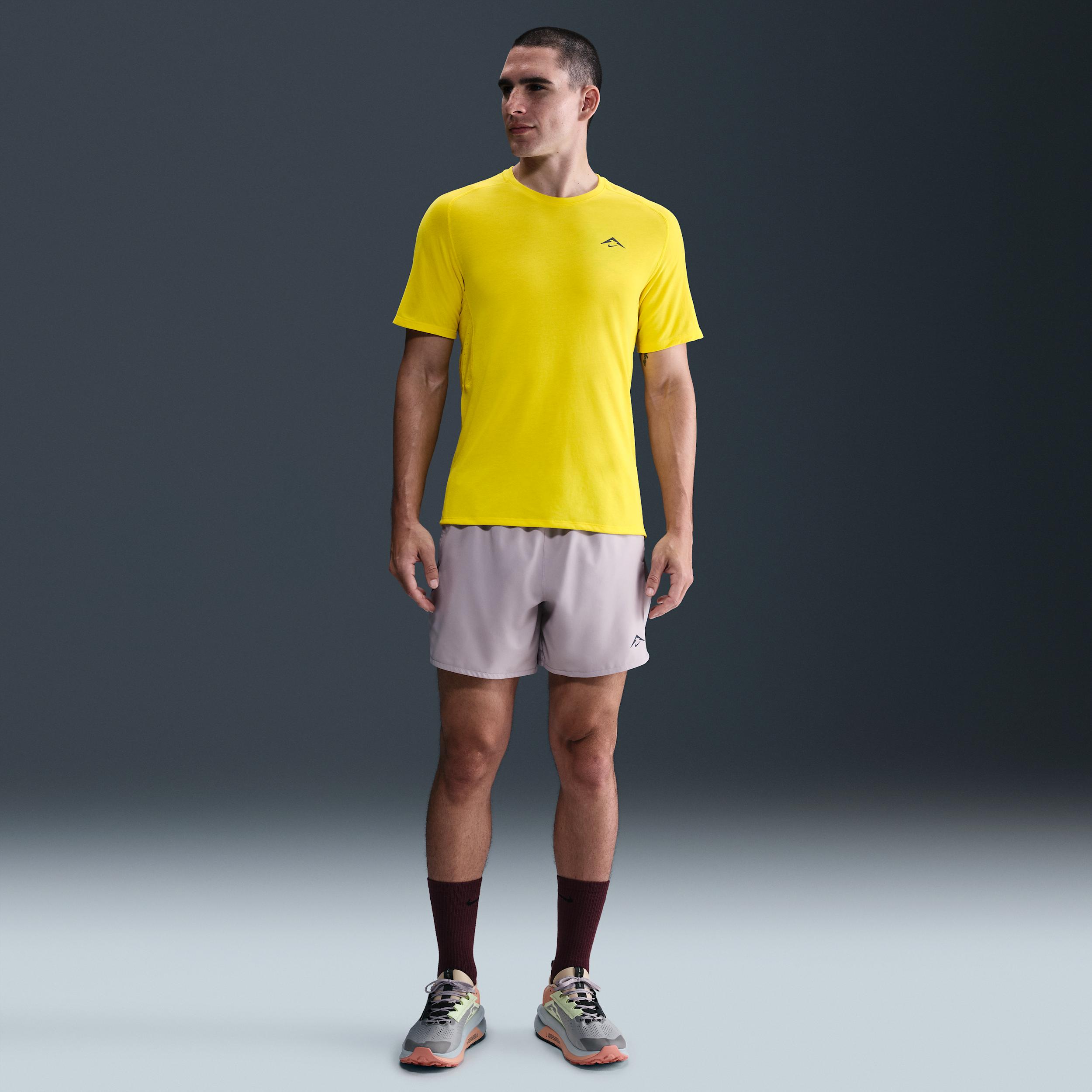 Nike Men's Solar Chase Dri-FIT ADV Short-Sleeve Running Top Product Image
