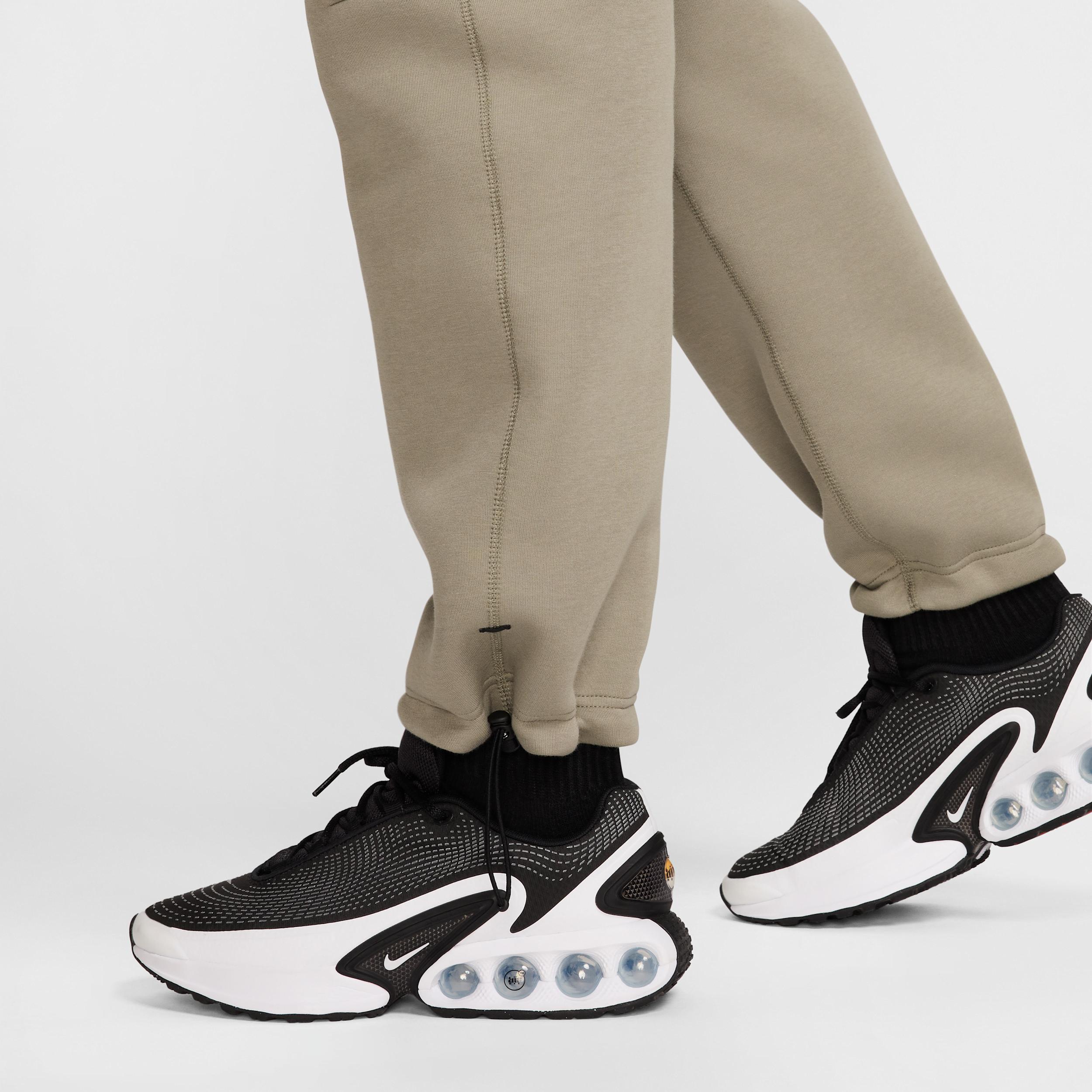 Nike Mens Tech Fleece Open-Hem Pants | HJ6533-320 Product Image