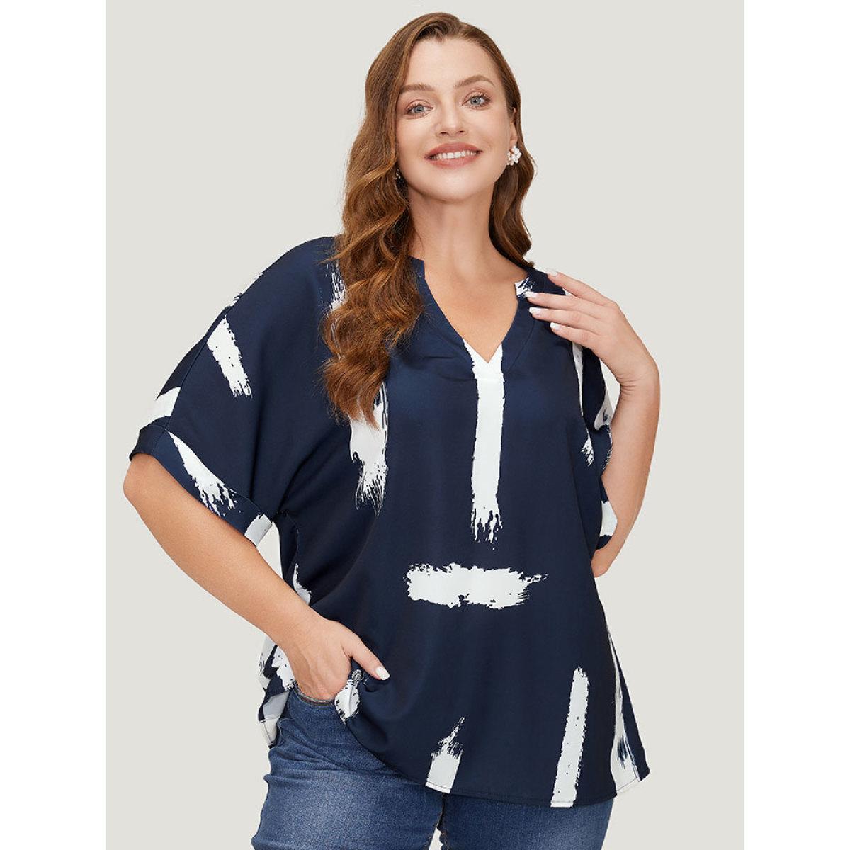 Plus Size Indigo Brush Print Rolll Batwing Sleeve Blouse Women Elegant Half Sleeve V-neck Dailywear Blouses BloomChic 28/5X Product Image