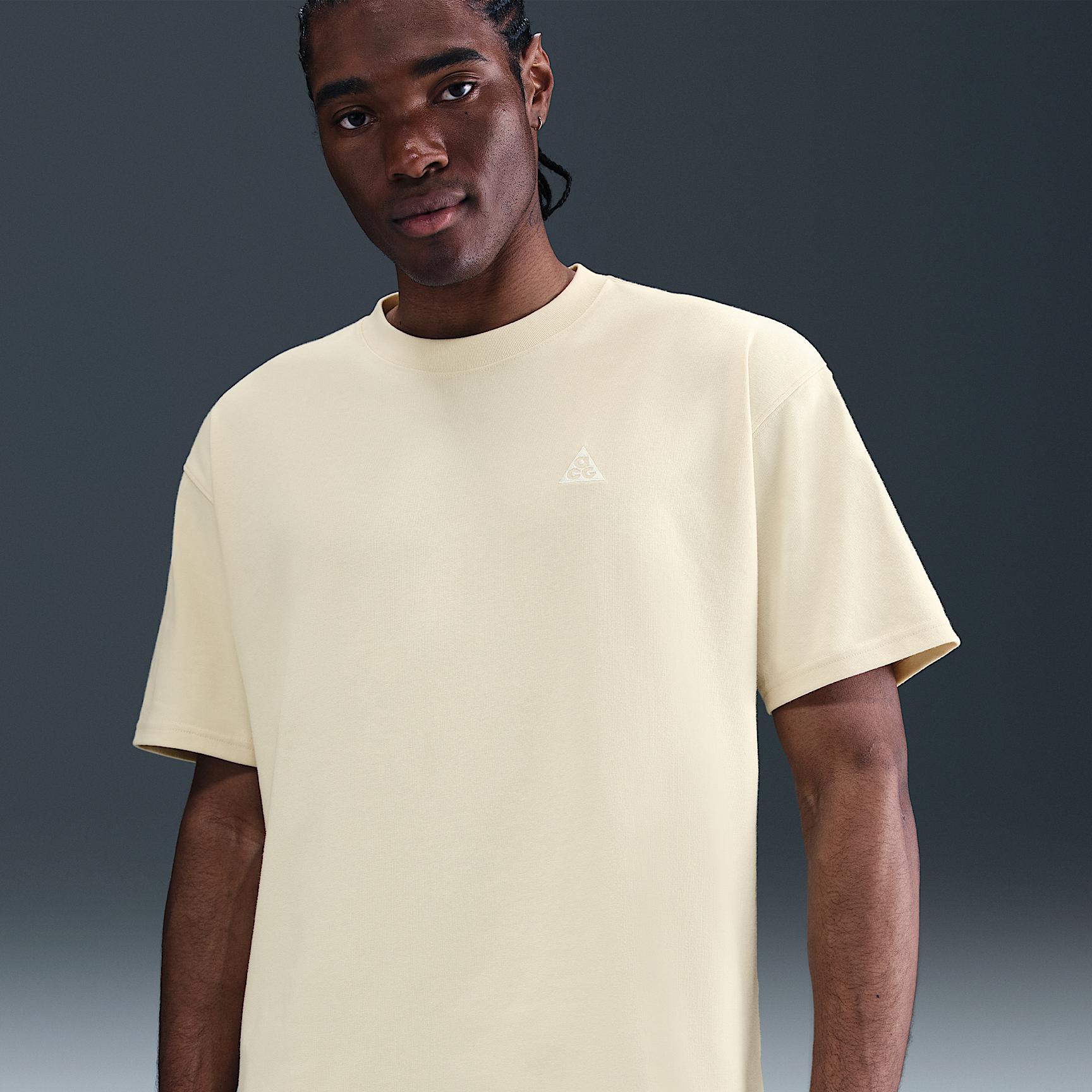 Mens Nike ACG Max90 T-Shirt | HJ0798-229 Product Image