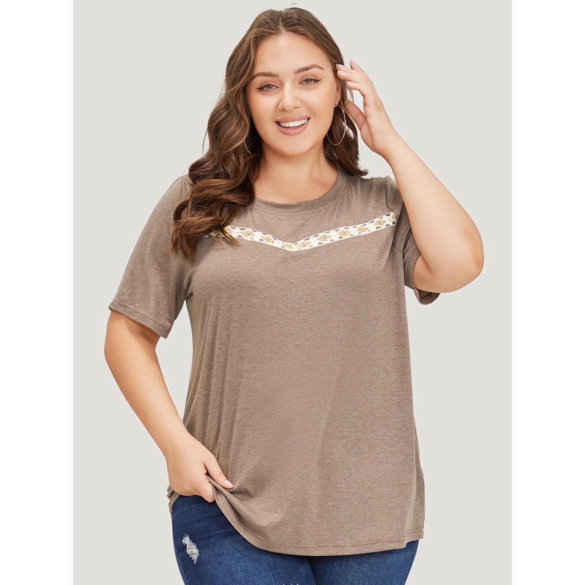 Plus Size Lace Panel Contrast Round Neck T-shirt DarkBrown Women Casual Heather Plain Round Neck Dailywear T-shirts BloomChic 18-20/2X Product Image