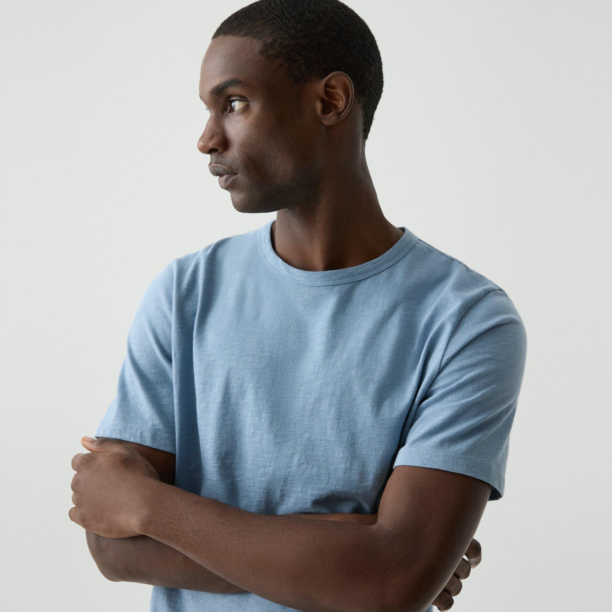 ESSENTIAL TEE Product Image