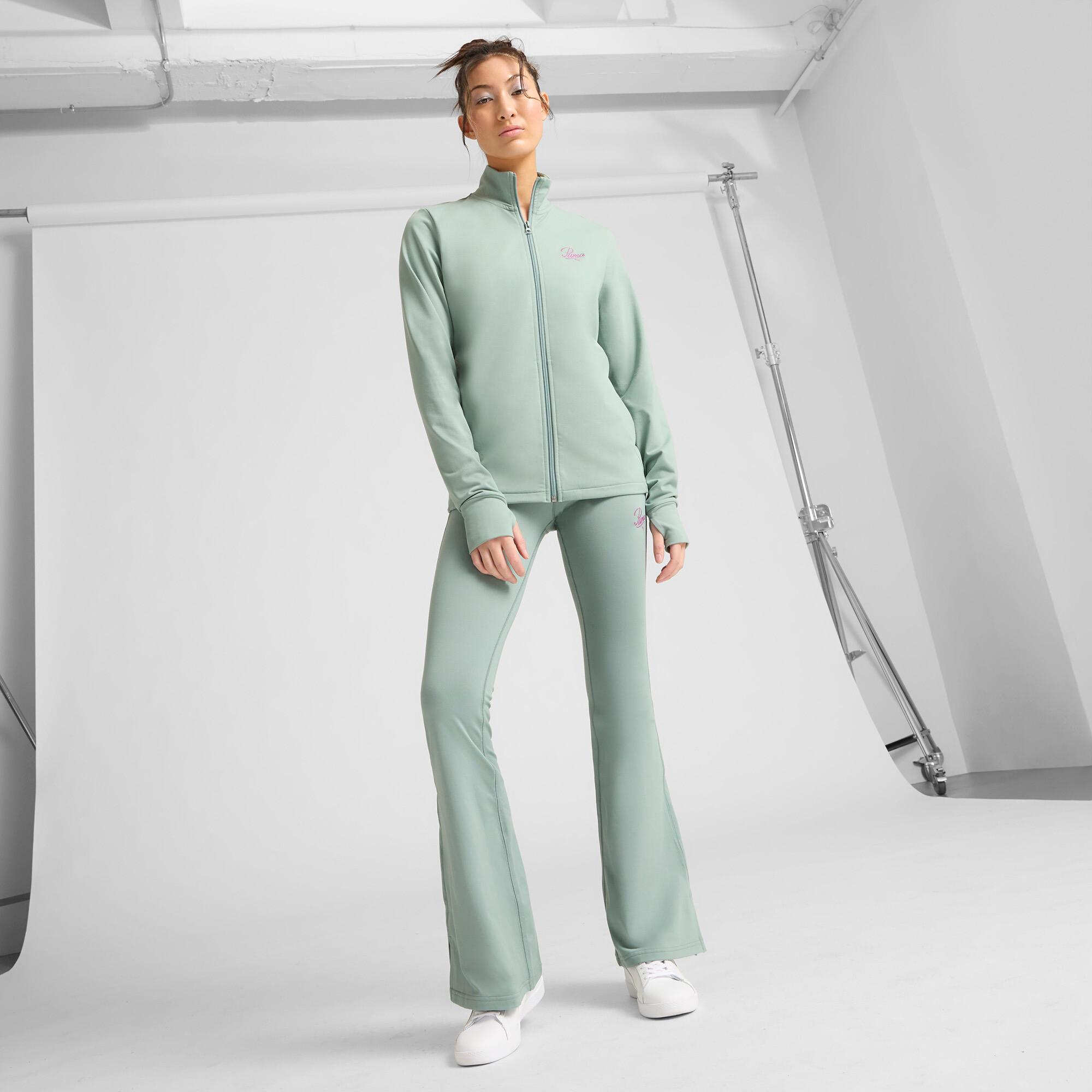 ESS Script Women's Flarred Leggings Product Image