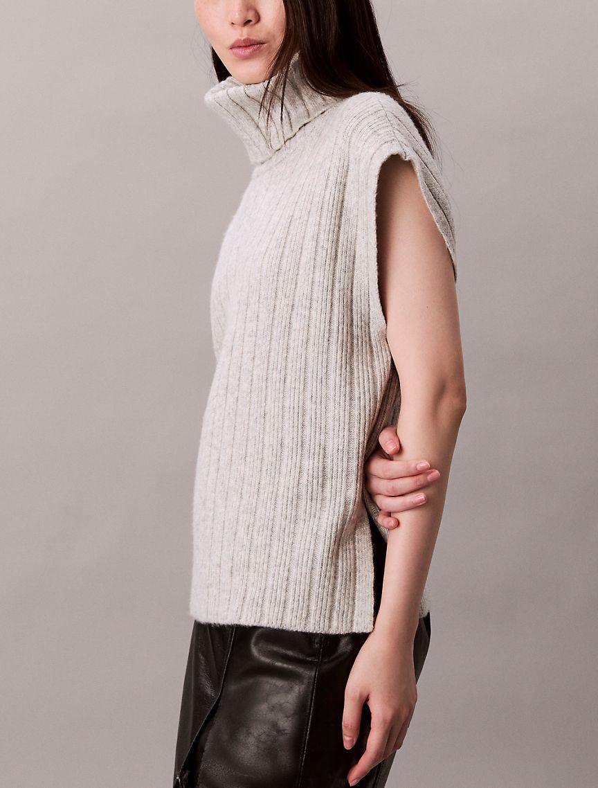 Rib Relaxed Sleeveless Sweater Product Image