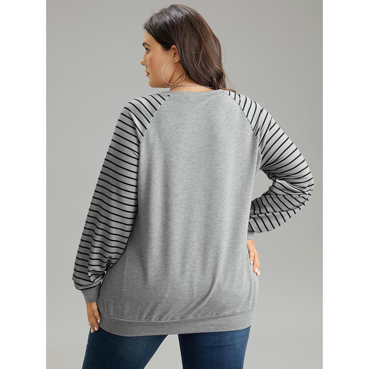 Plus Size Striped Patchwork Crew Neck Raglan Sleeve Sweatshirt Women Gray Casual Contrast Round Neck Dailywear Sweatshirts BloomChic 28/5X Product Image