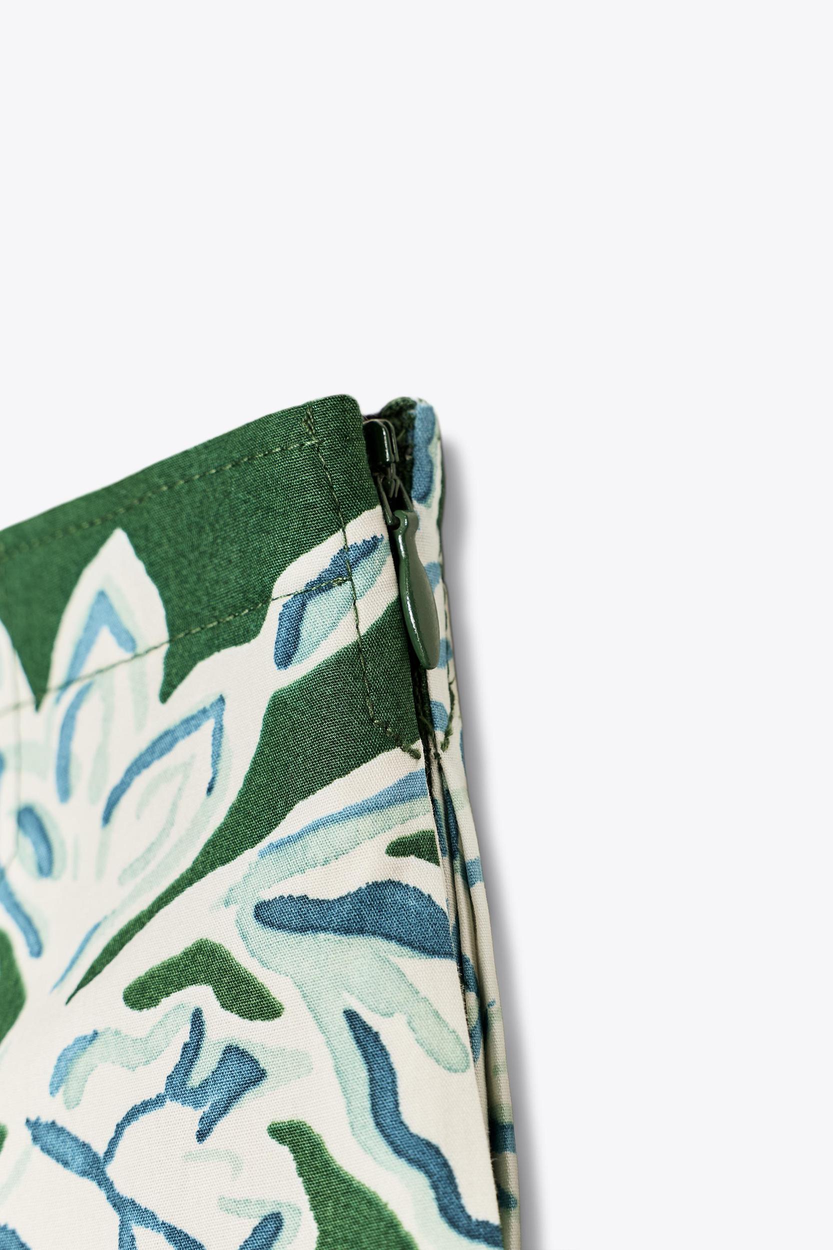 PLEATED FLORAL SKIRT ZW COLLECTION Product Image