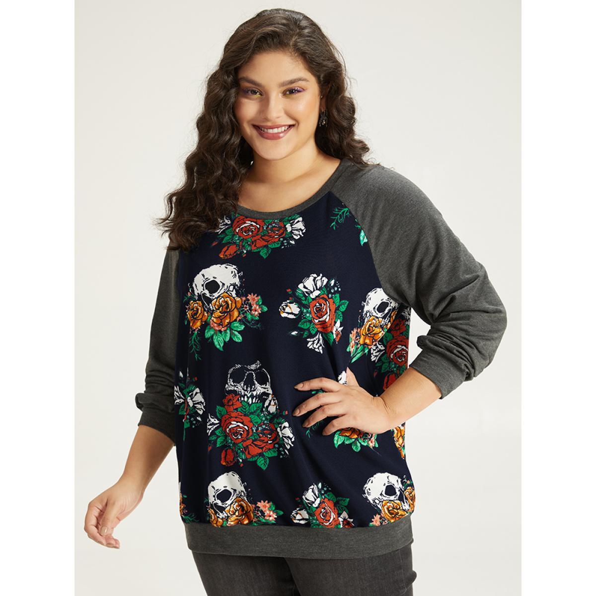 Plus Size Halloween Skull & Floral Print Raglan Sleeve Sweatshirt Women Indigo Casual Elastic cuffs Round Neck Dailywear Sweatshirts BloomChic 18-20/2X Product Image