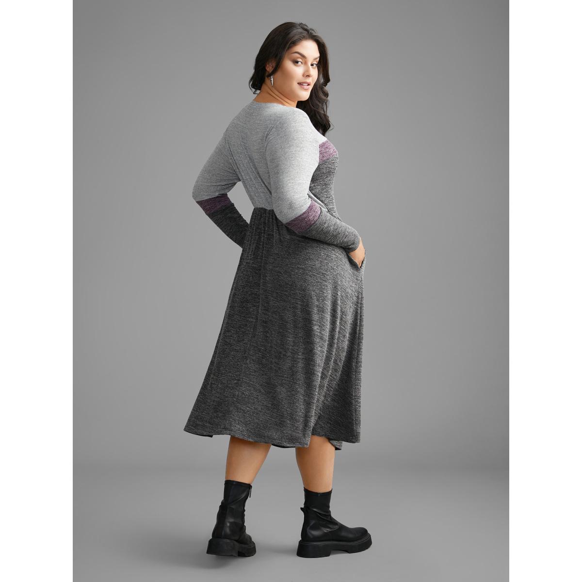 Plus Size Contrast Patchwork Elastic Waist Knit Dress DimGray Women Casual Contrast Knit Dresses Bloomchic 26/4X Product Image