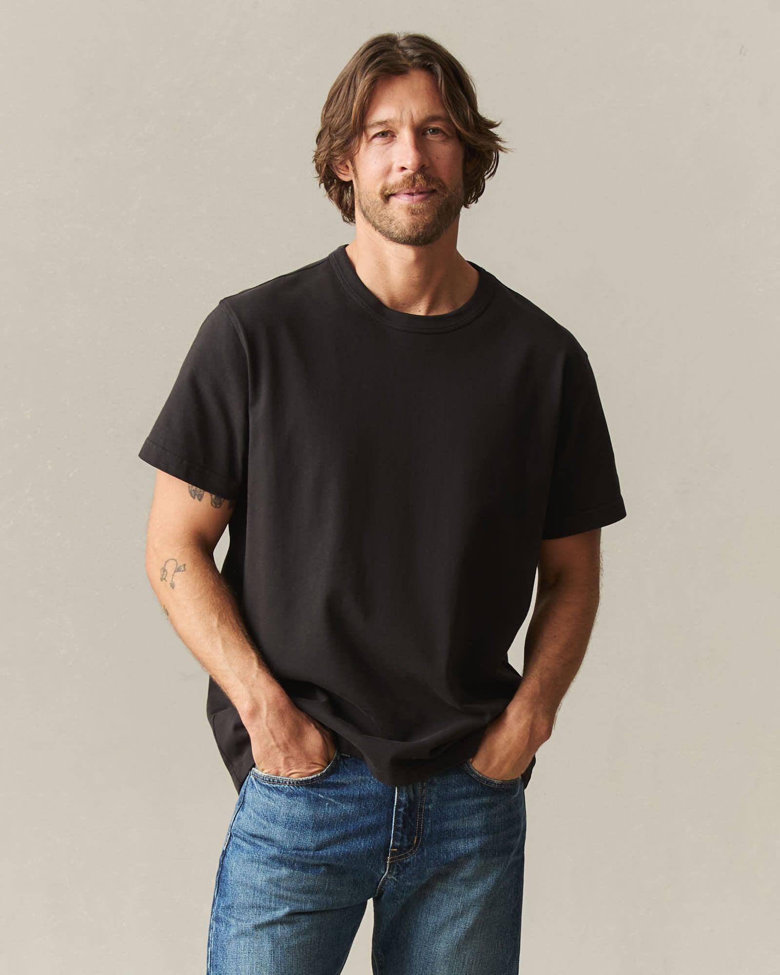 Men's Everest Tee - Meteorite Male Product Image