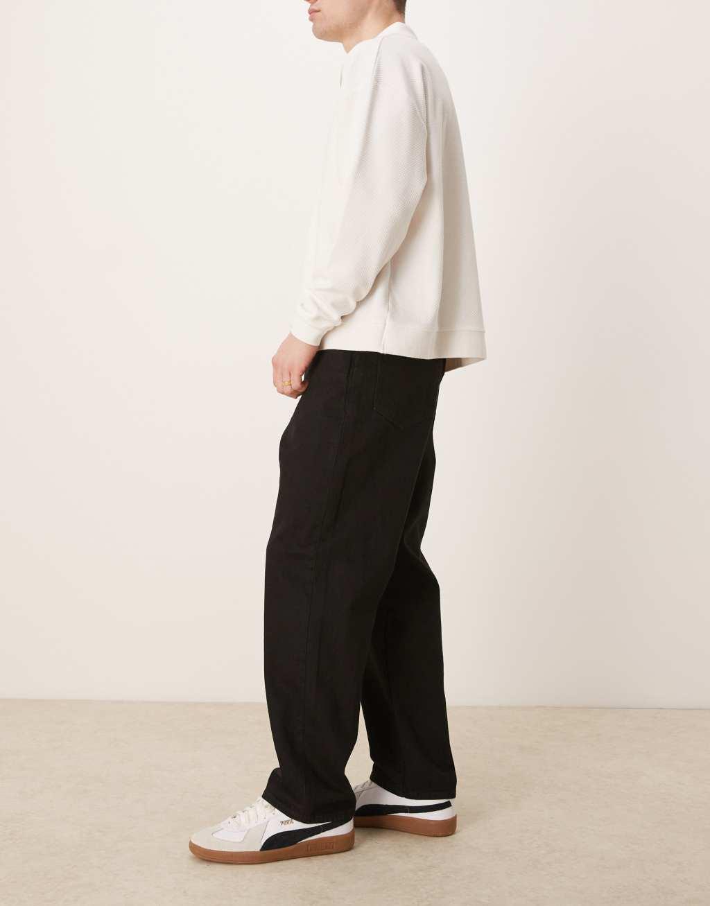 Selected Homme Kobe loose fit jeans in black Product Image