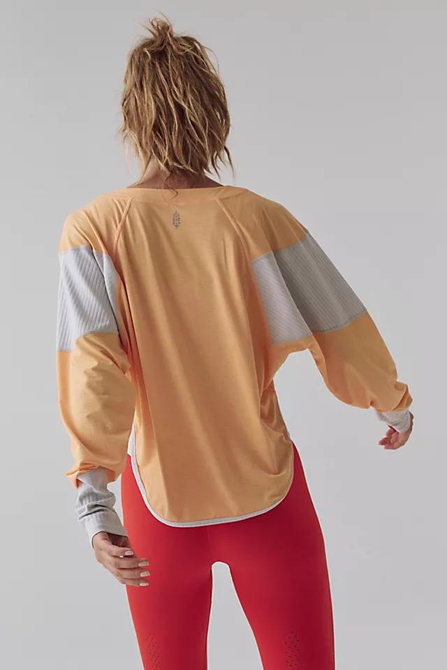 Spotlight Long Sleeve Layer Product Image