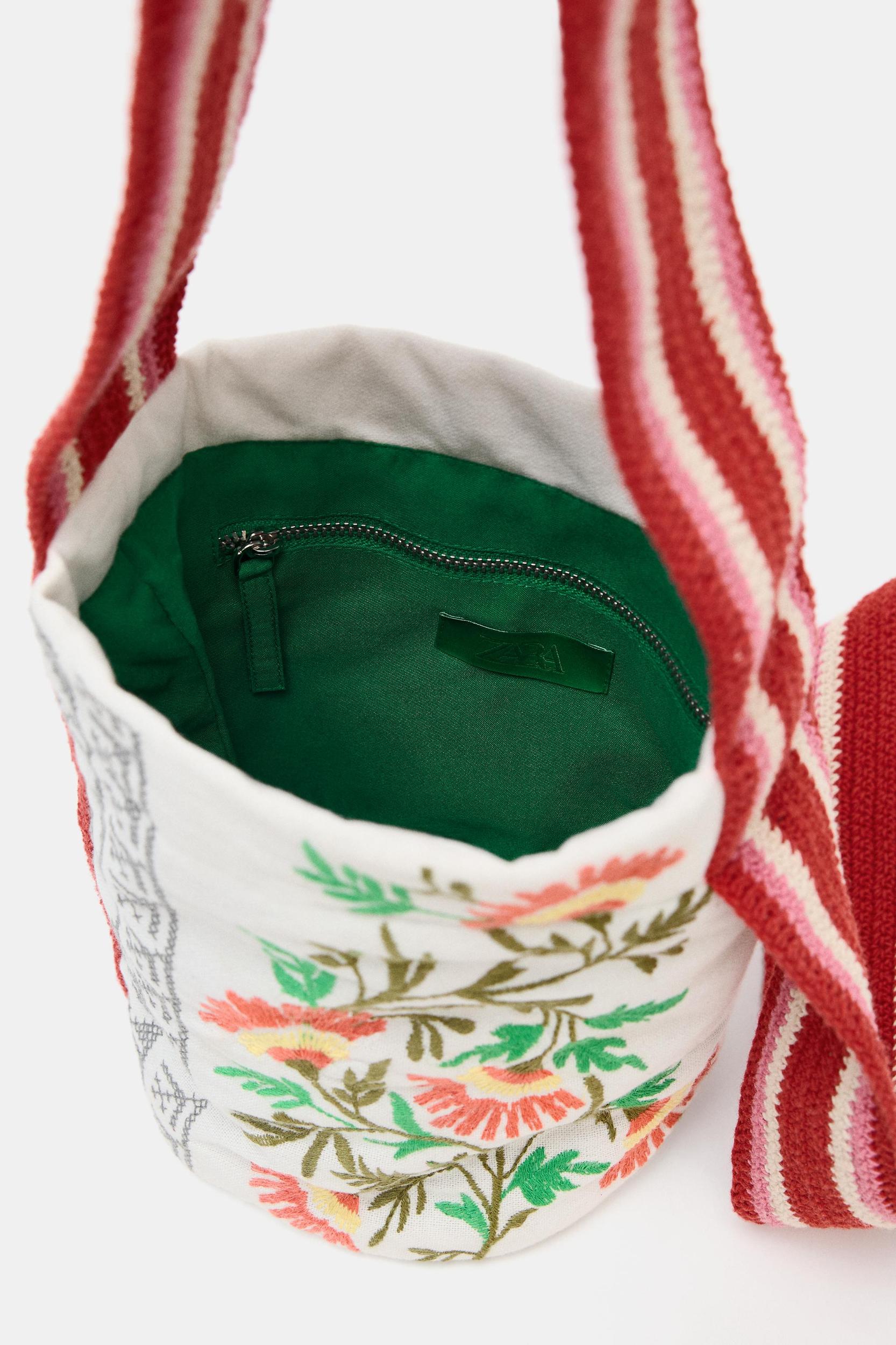 FANTASY FABRIC MINI BUCKET BAG Product Image