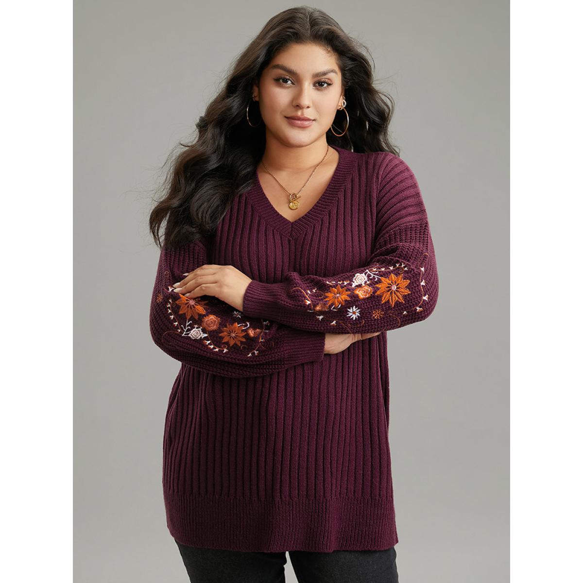Plus Size Floral Embroidered Plisse Drop Shoulder Pullover Burgundy Women Casual Loose Long Sleeve V-neck Dailywear Pullovers BloomChic 18-20/2X Product Image