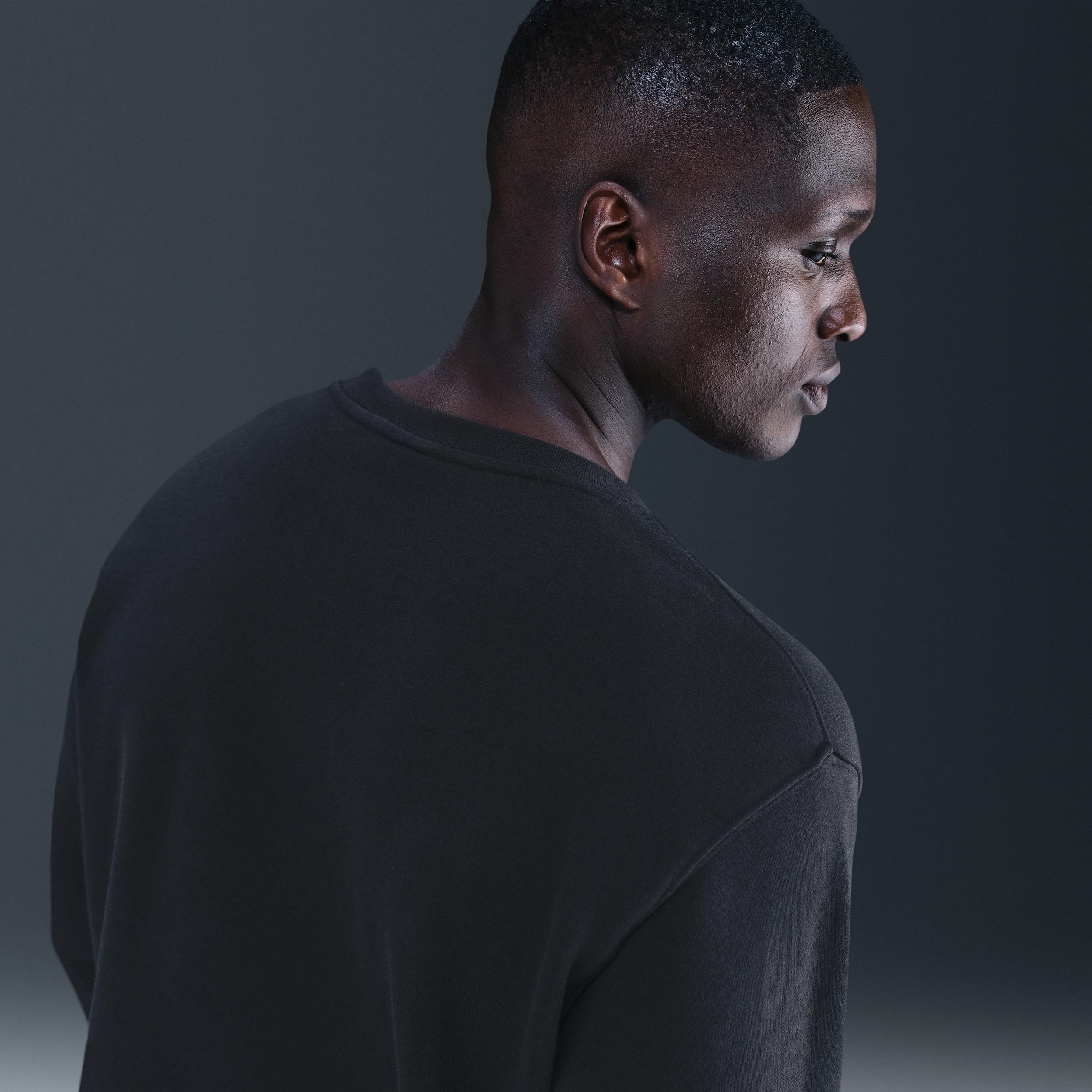 Nike Mens Club Fleece Crew | FN3886-010 Product Image