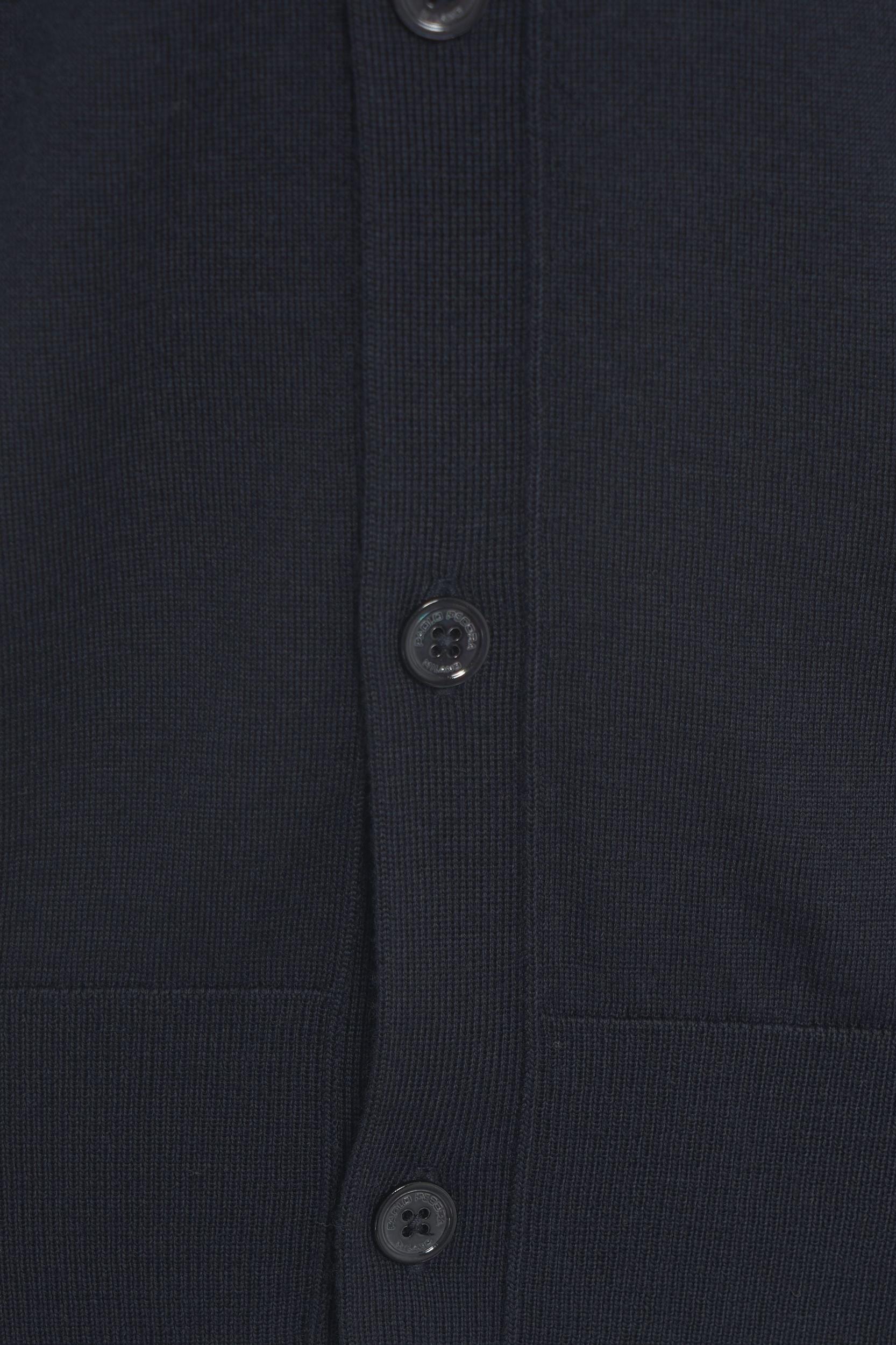 Knit vest Product Image