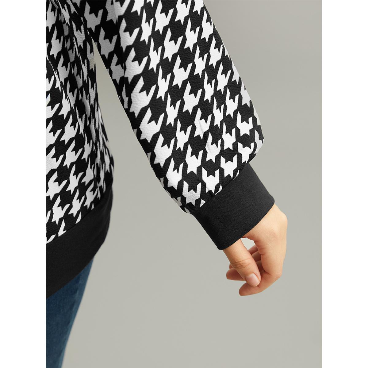 Plus Size Houndstooth Patchwork Half Zip Sweatshirt Women Black Casual Elastic cuffs Polo Dailywear Sweatshirts BloomChic 26/4X Product Image