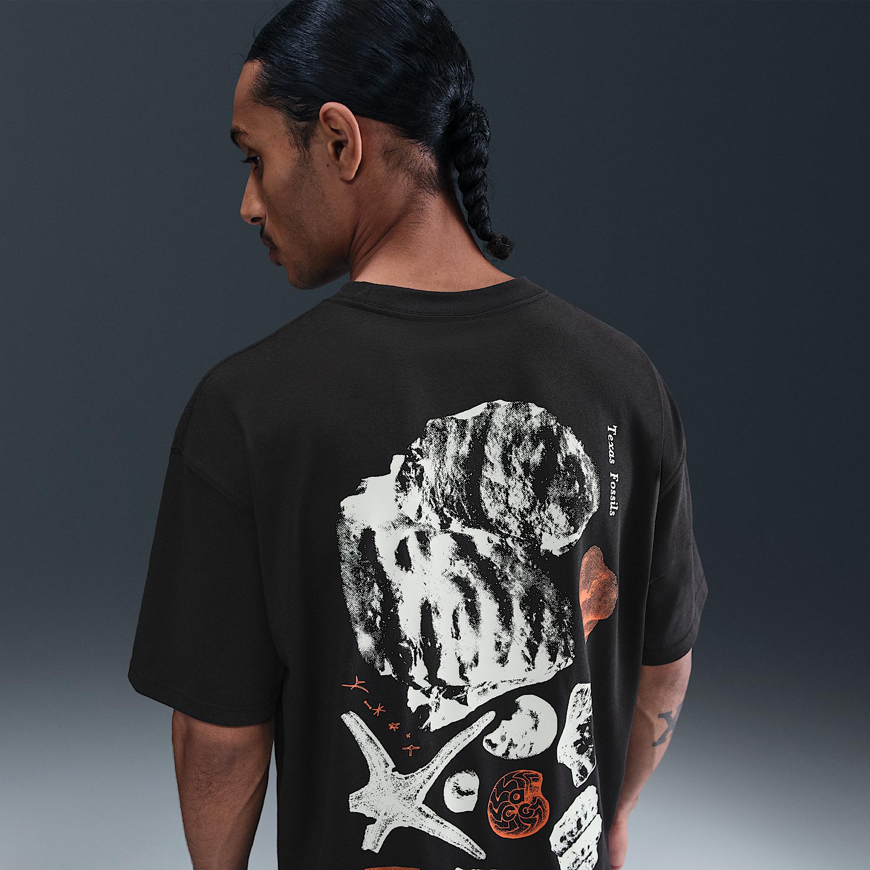 Mens Nike ACG T-Shirt | HV1296-010 Product Image