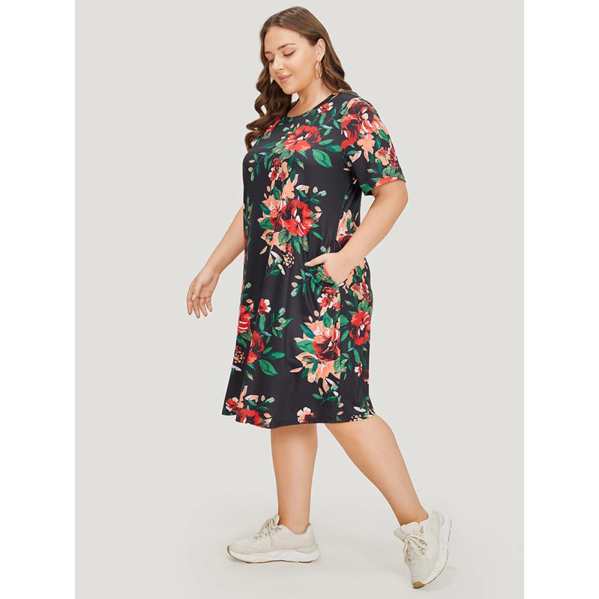 Plus Size Floral Print Pocket Midi Dress Black Women Casual Pocket Round Neck Short sleeve Curvy Midi Dress BloomChic 28/5X Product Image